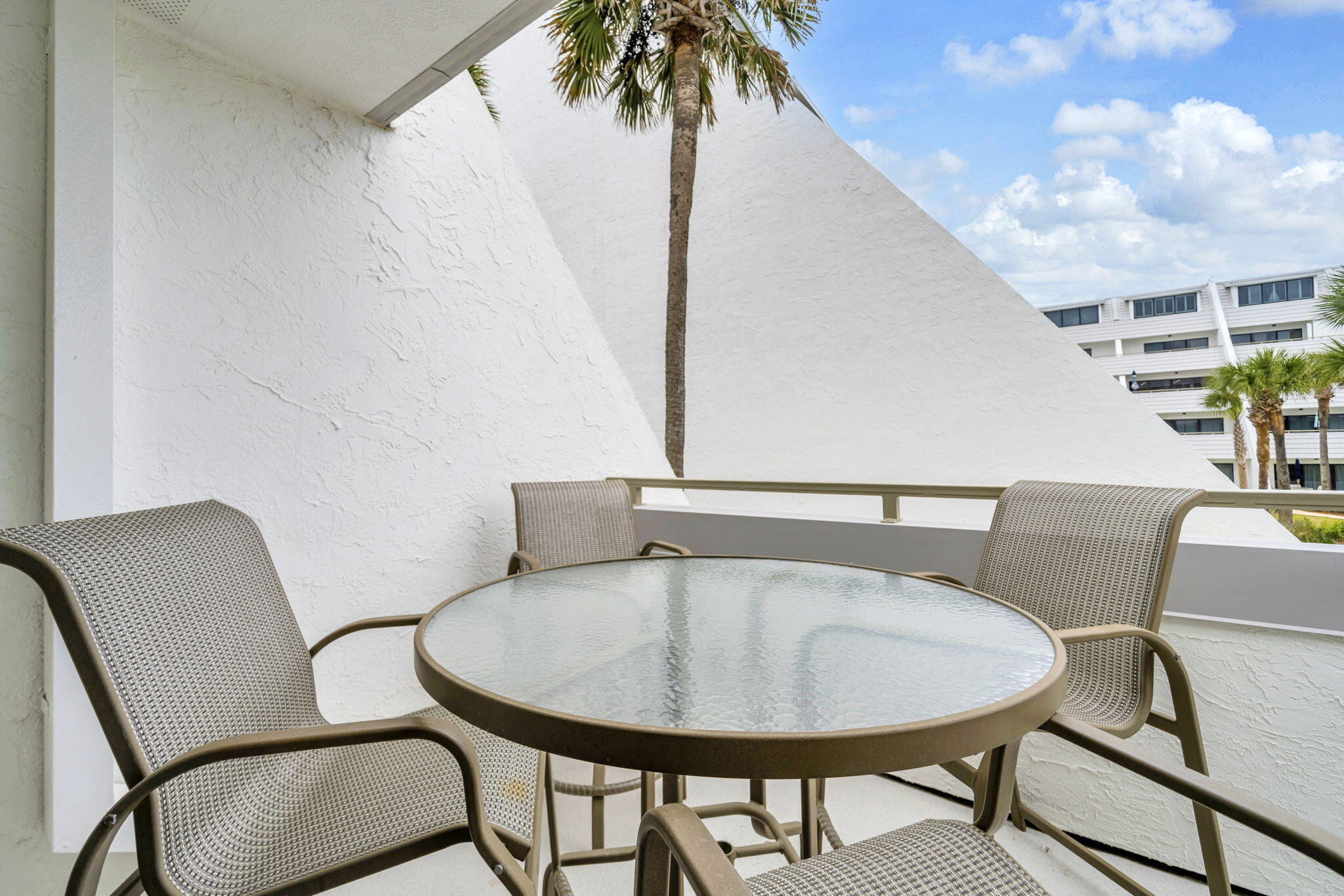 AEGEAN CONDO - Residential