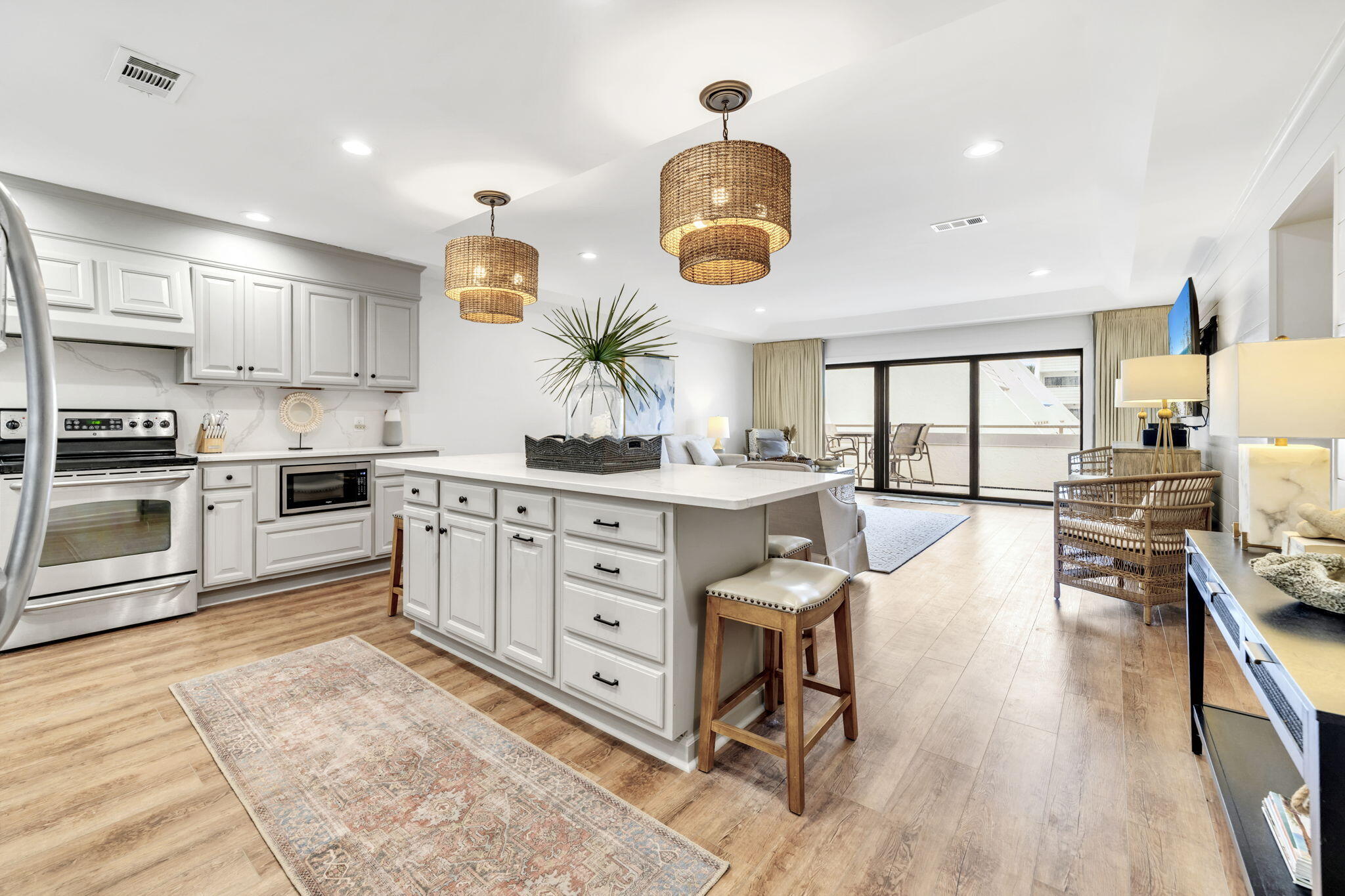 AEGEAN CONDO - Residential