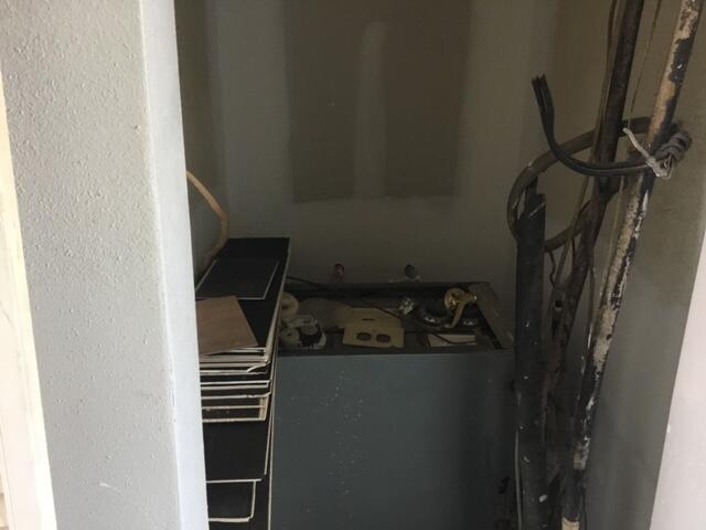 FINISTERRA CONDO - Residential