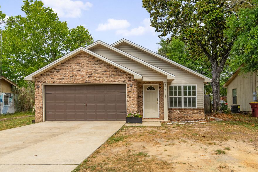 $40K below Market value! Home is in excellent condition, built in 2018! Bring your best offer.  No carpet - LVP throughout, Foam Insulation to help keep the house cool, Fully Fenced Yard with double gate for easy backyard access.  This traditional 3 bedroom, 2 bath home is centrally located in the Crestview area. 20 minutes to Duke Field,  30 minutes to Eglin AFB, 1 hour to Hurlburt Field and under an hour to the worlds most beautiful beaches!