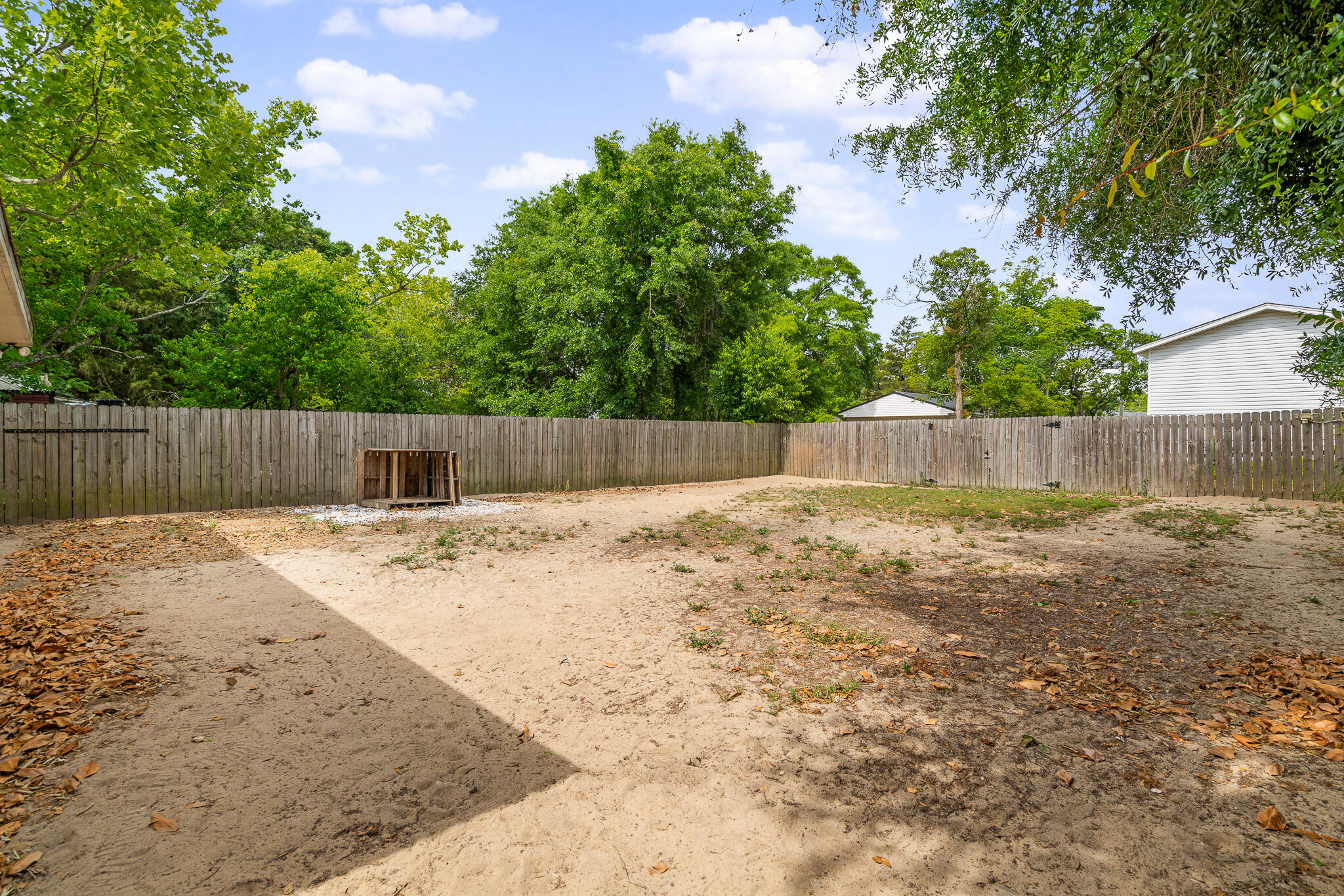 EDNEYS 2ND ADDN - Residential