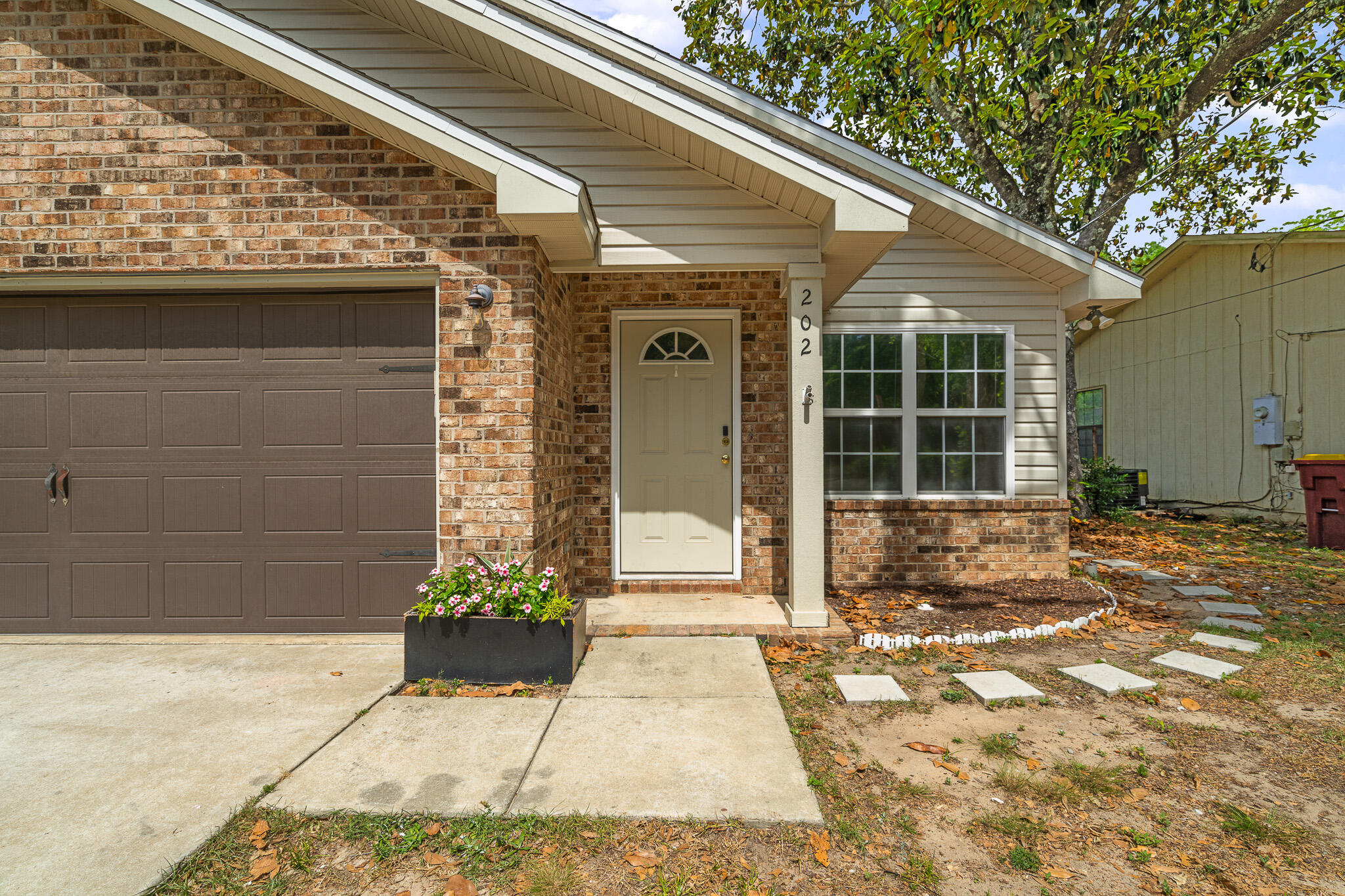 EDNEYS 2ND ADDN - Residential