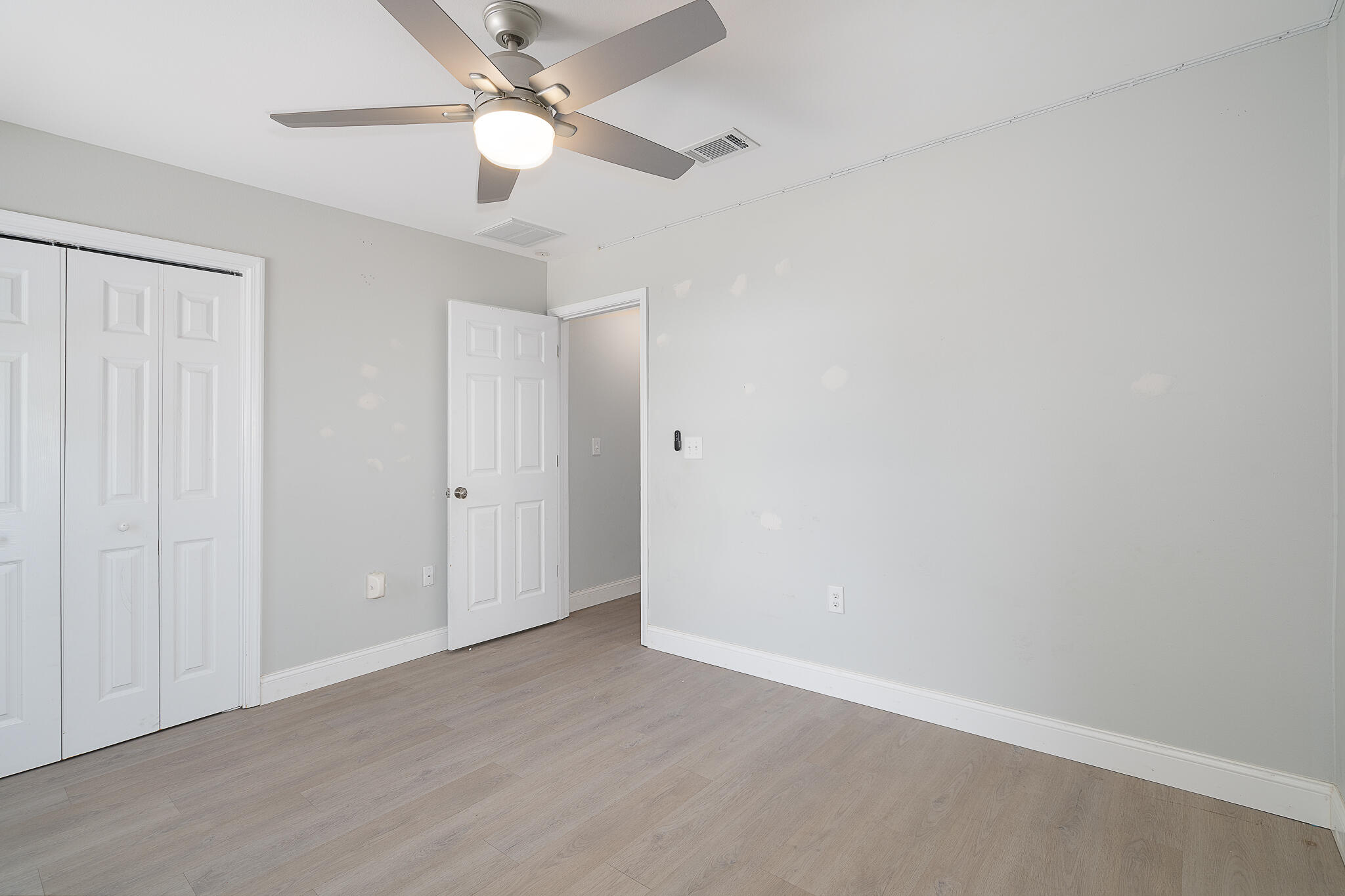 EDNEYS 2ND ADDN - Residential