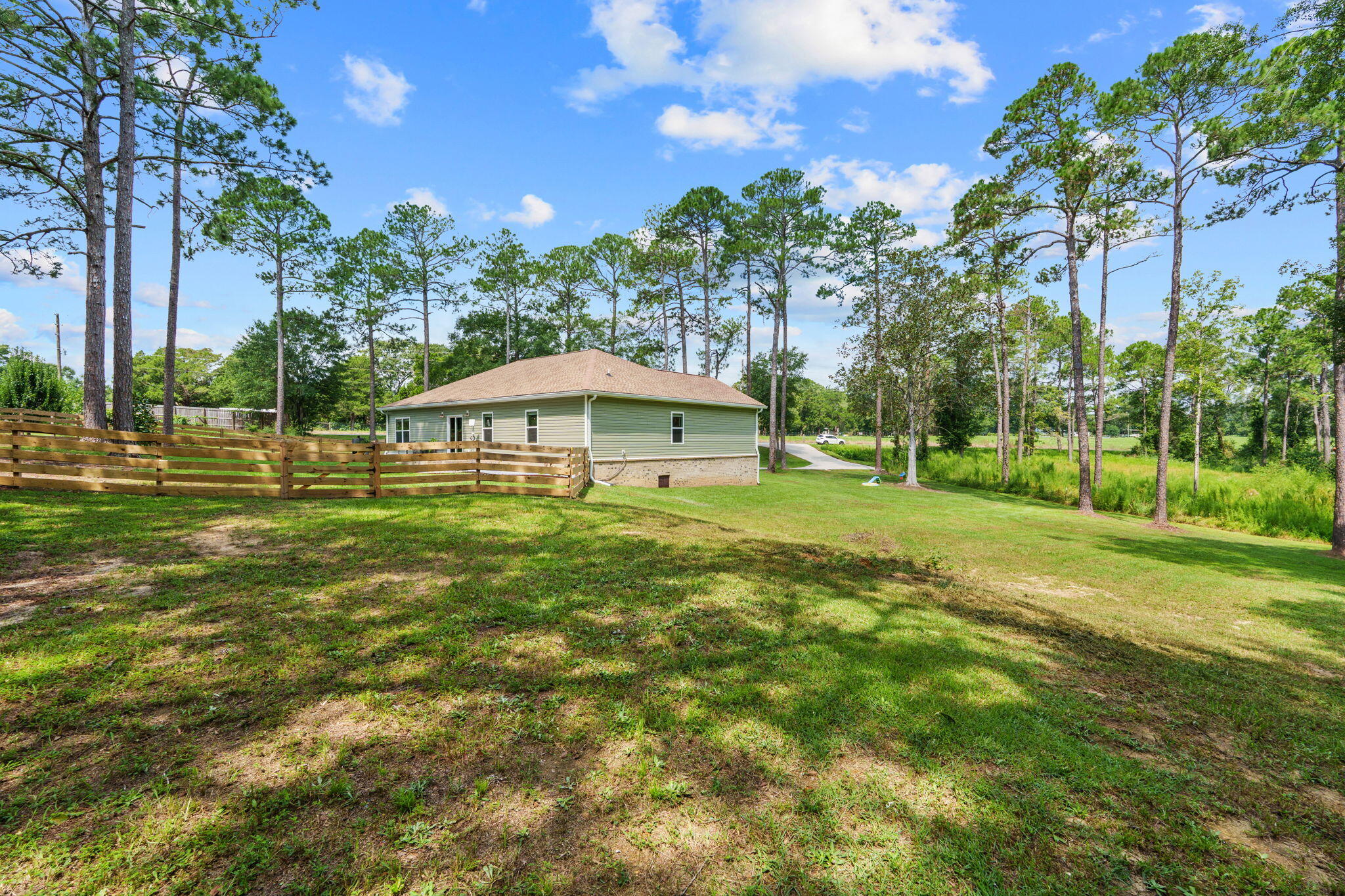 TEN LAKES ESTATES - Residential