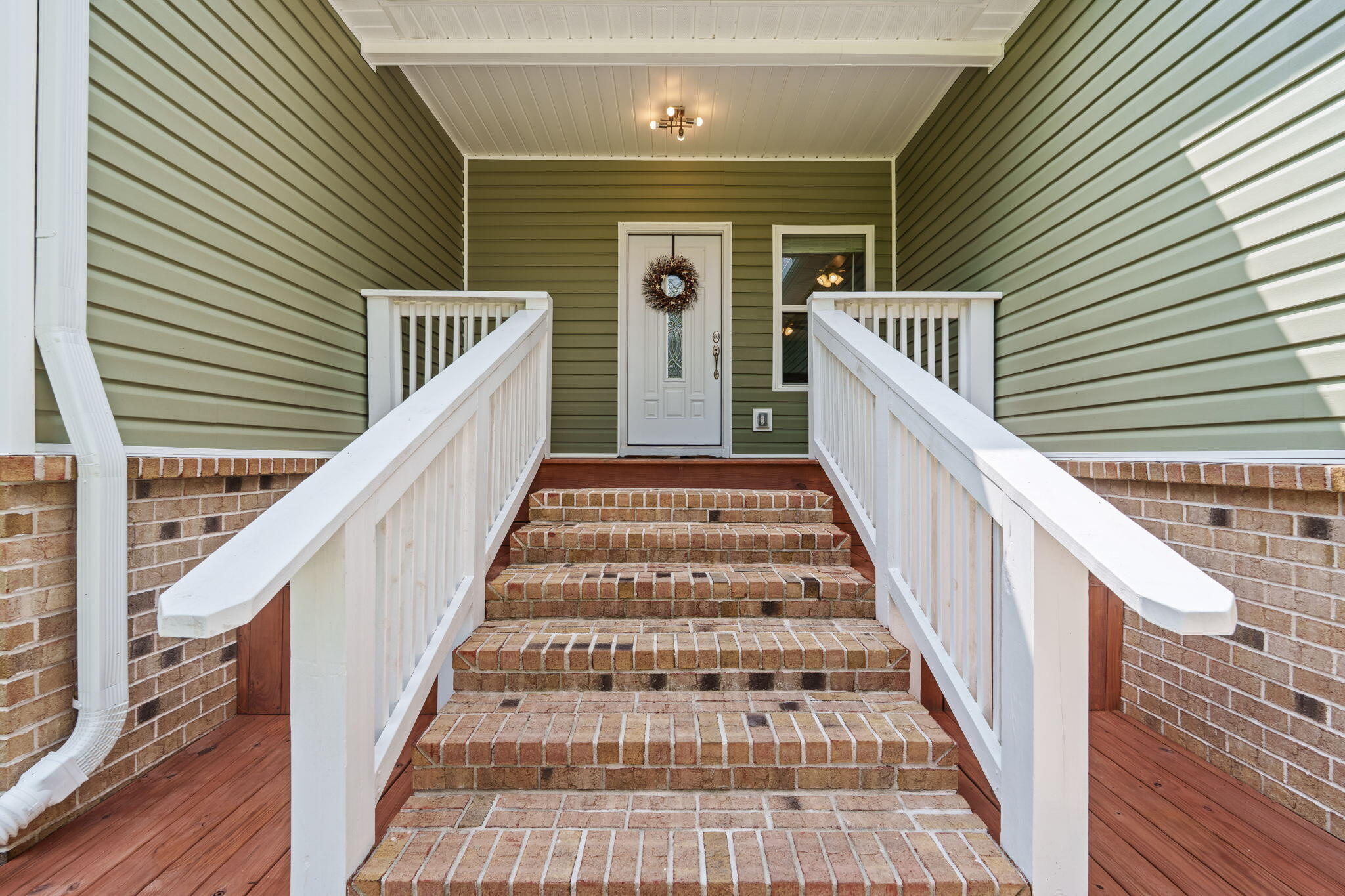 TEN LAKES ESTATES - Residential
