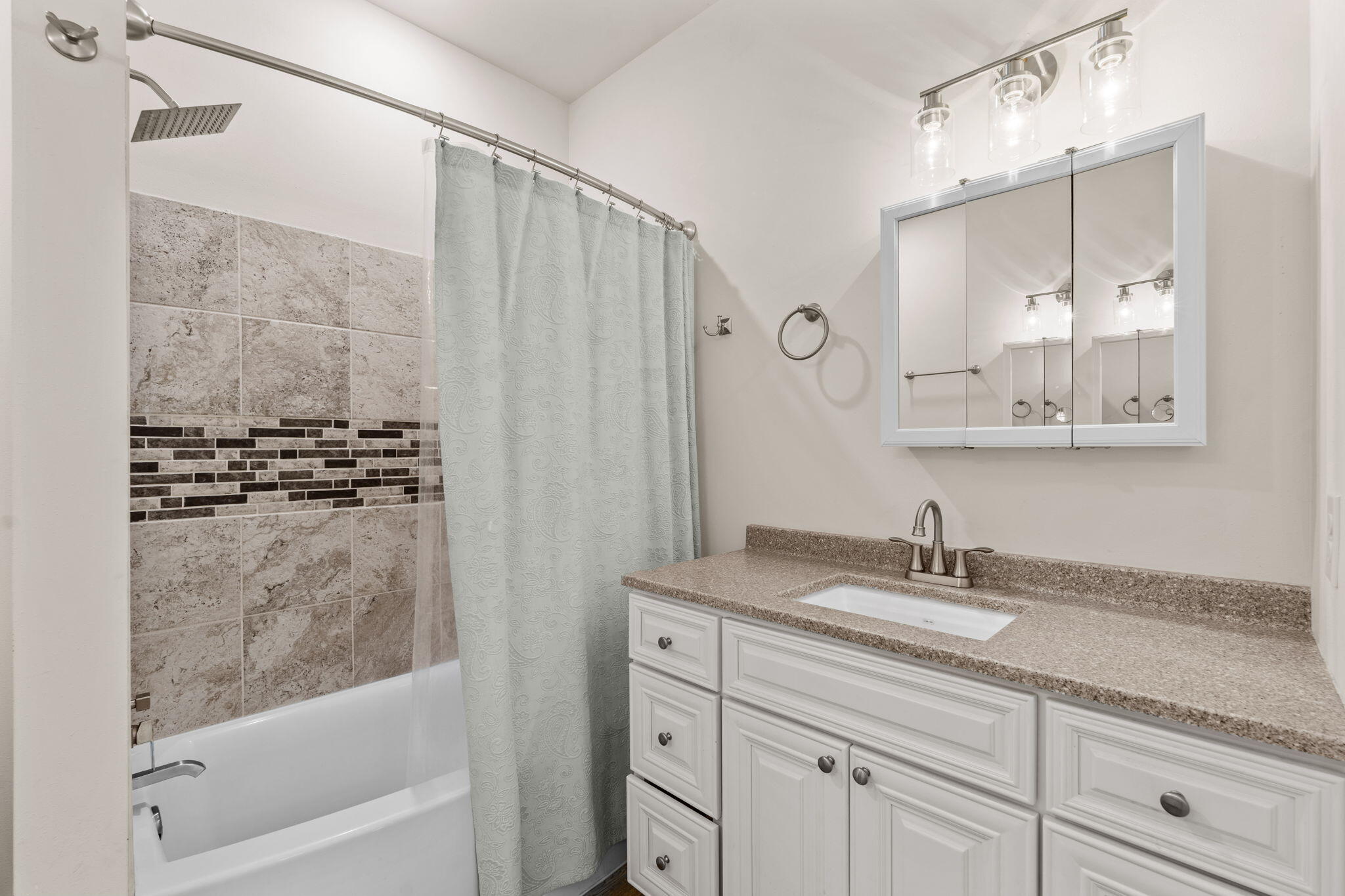 TEN LAKES ESTATES - Residential