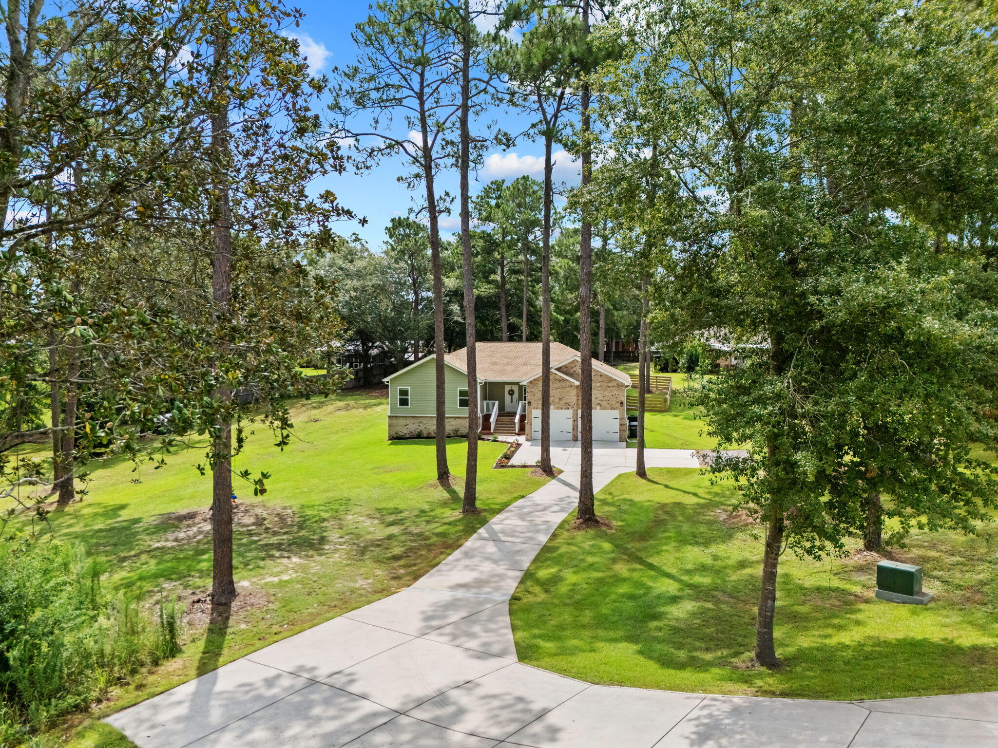 TEN LAKES ESTATES - Residential