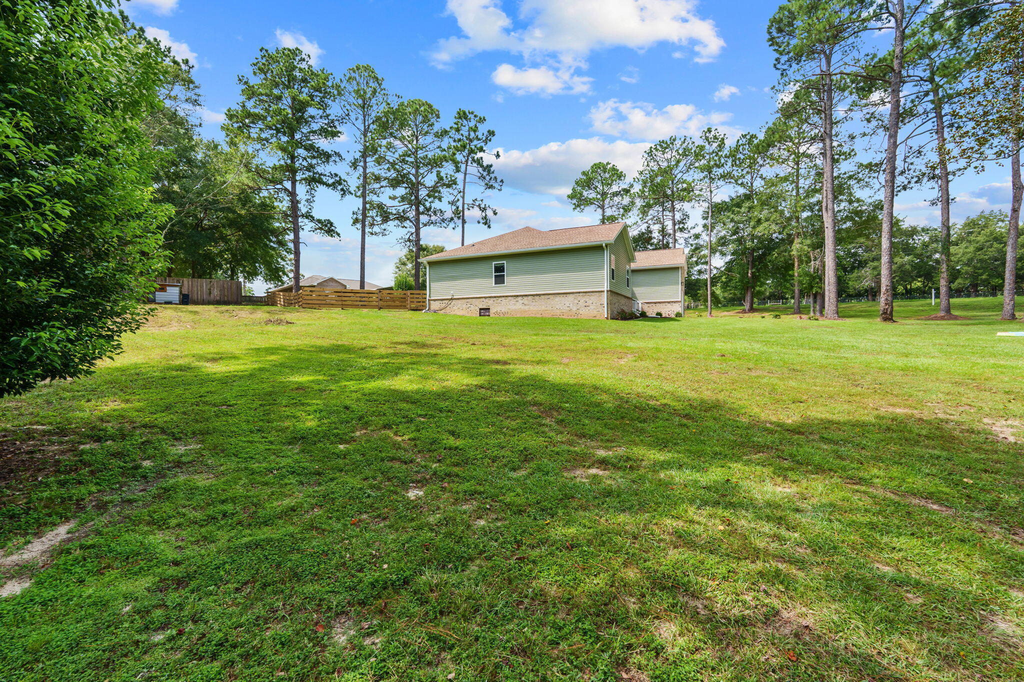 TEN LAKES ESTATES - Residential