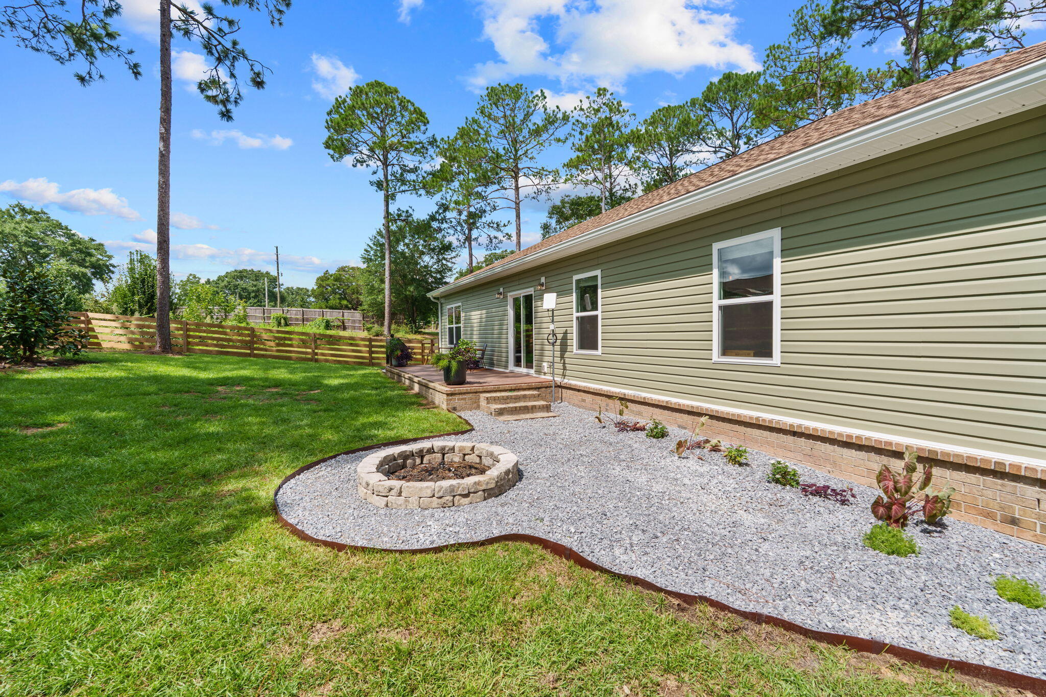TEN LAKES ESTATES - Residential