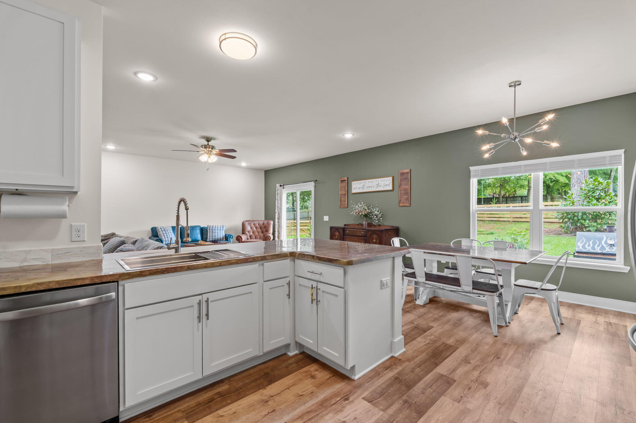 TEN LAKES ESTATES - Residential
