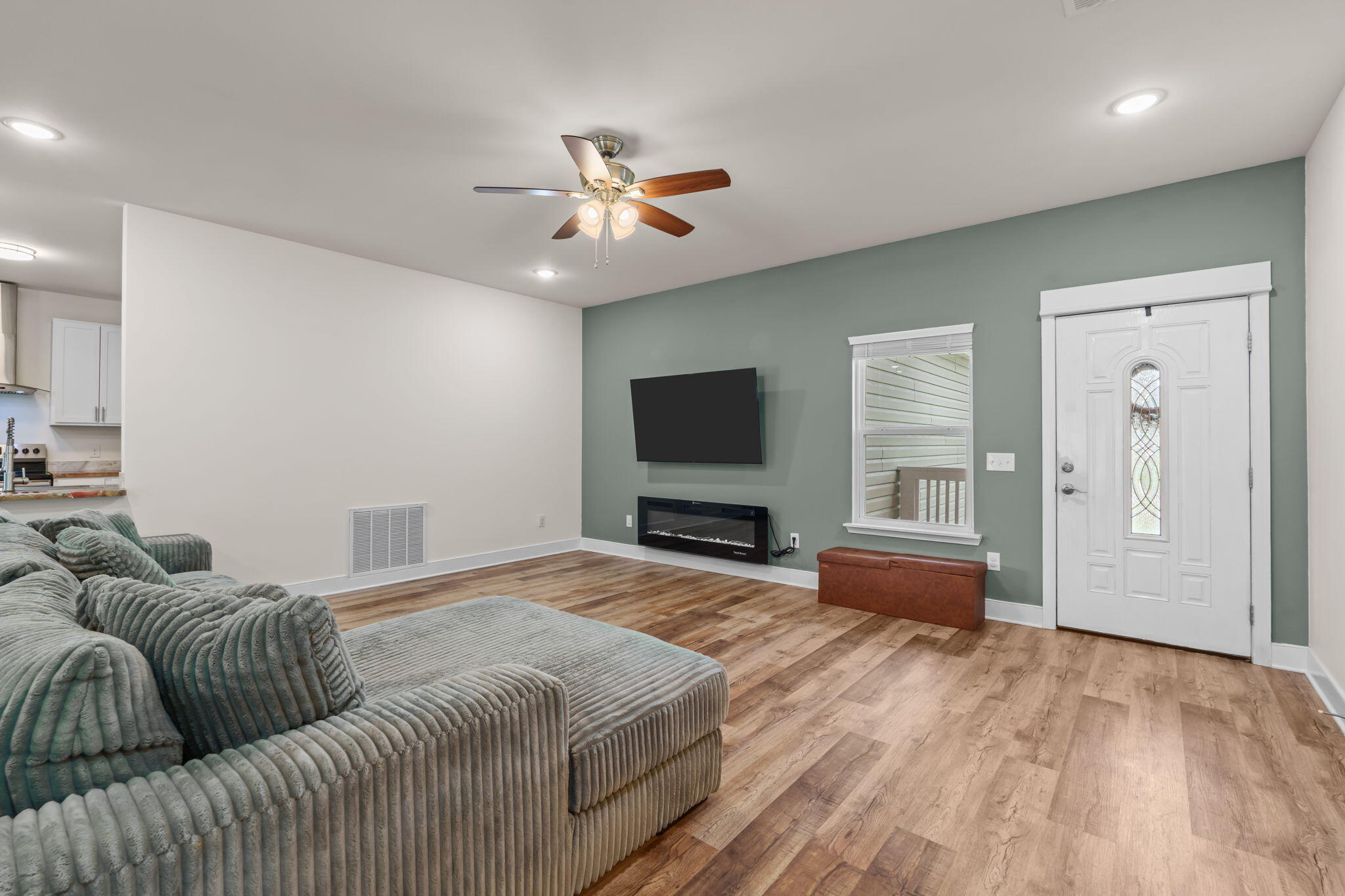 TEN LAKES ESTATES - Residential