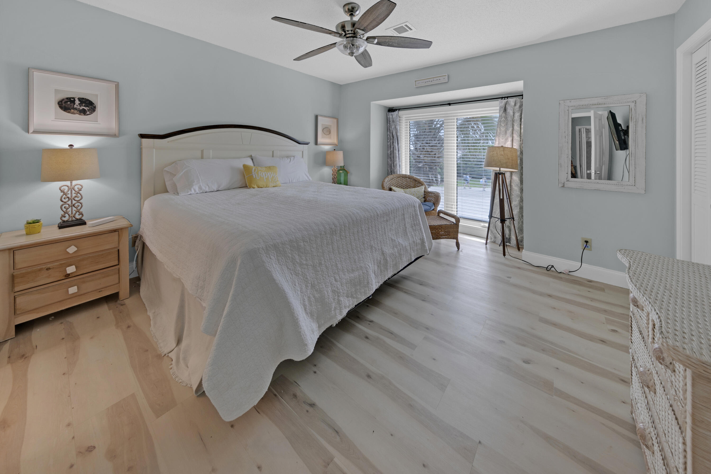 SEASCAPE CONDO PH 6A - Residential