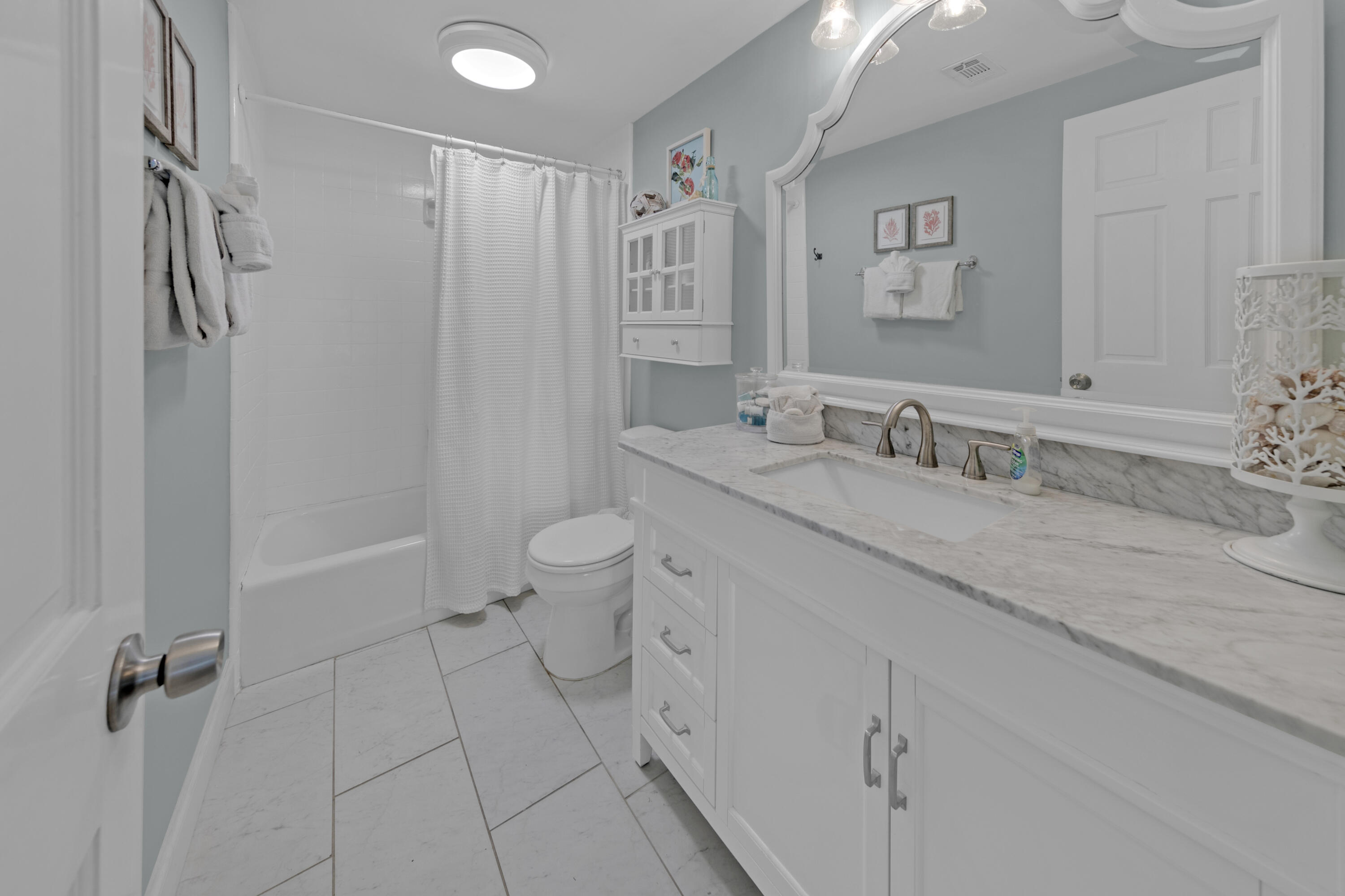 SEASCAPE CONDO PH 6A - Residential