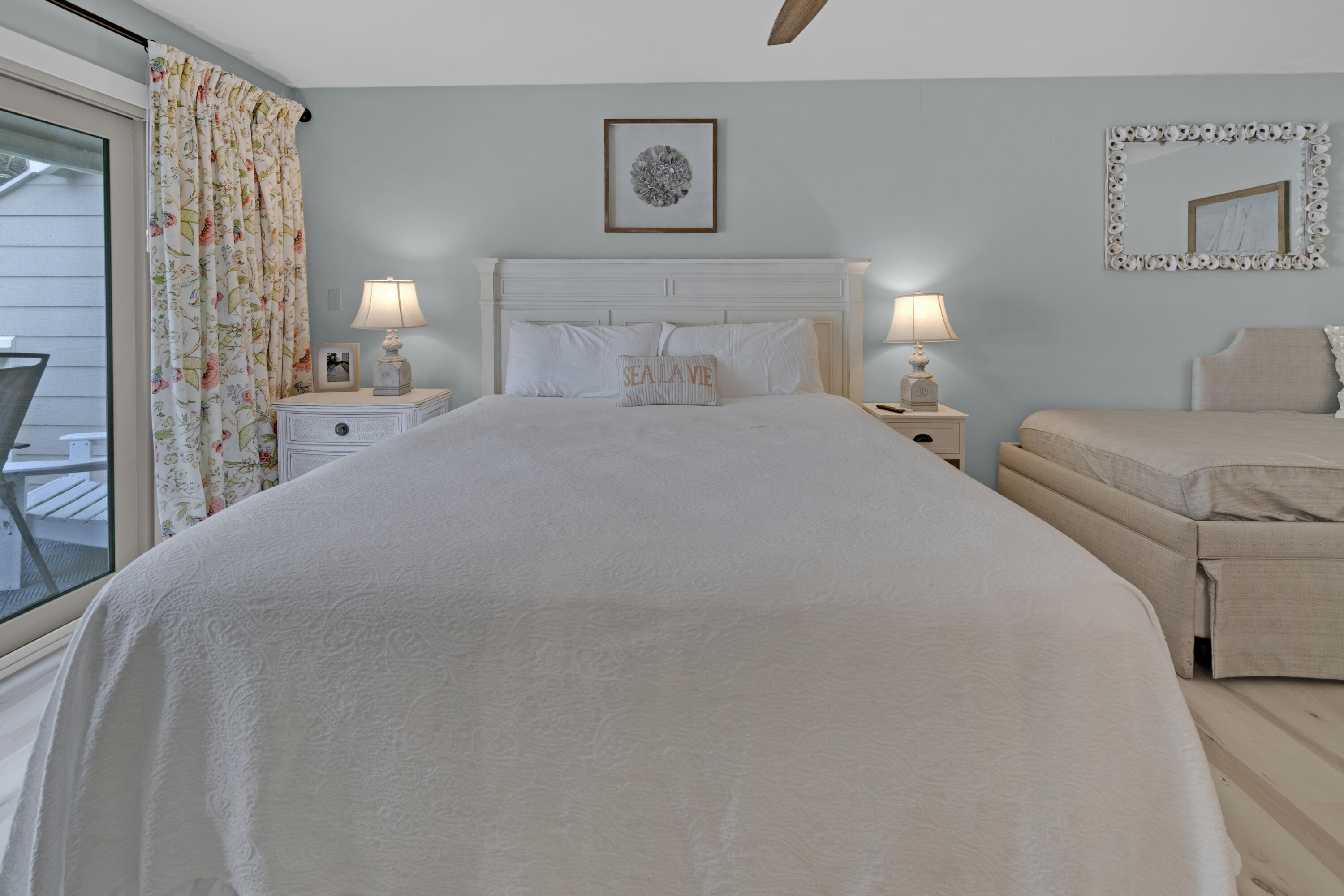 SEASCAPE CONDO PH 6A - Residential