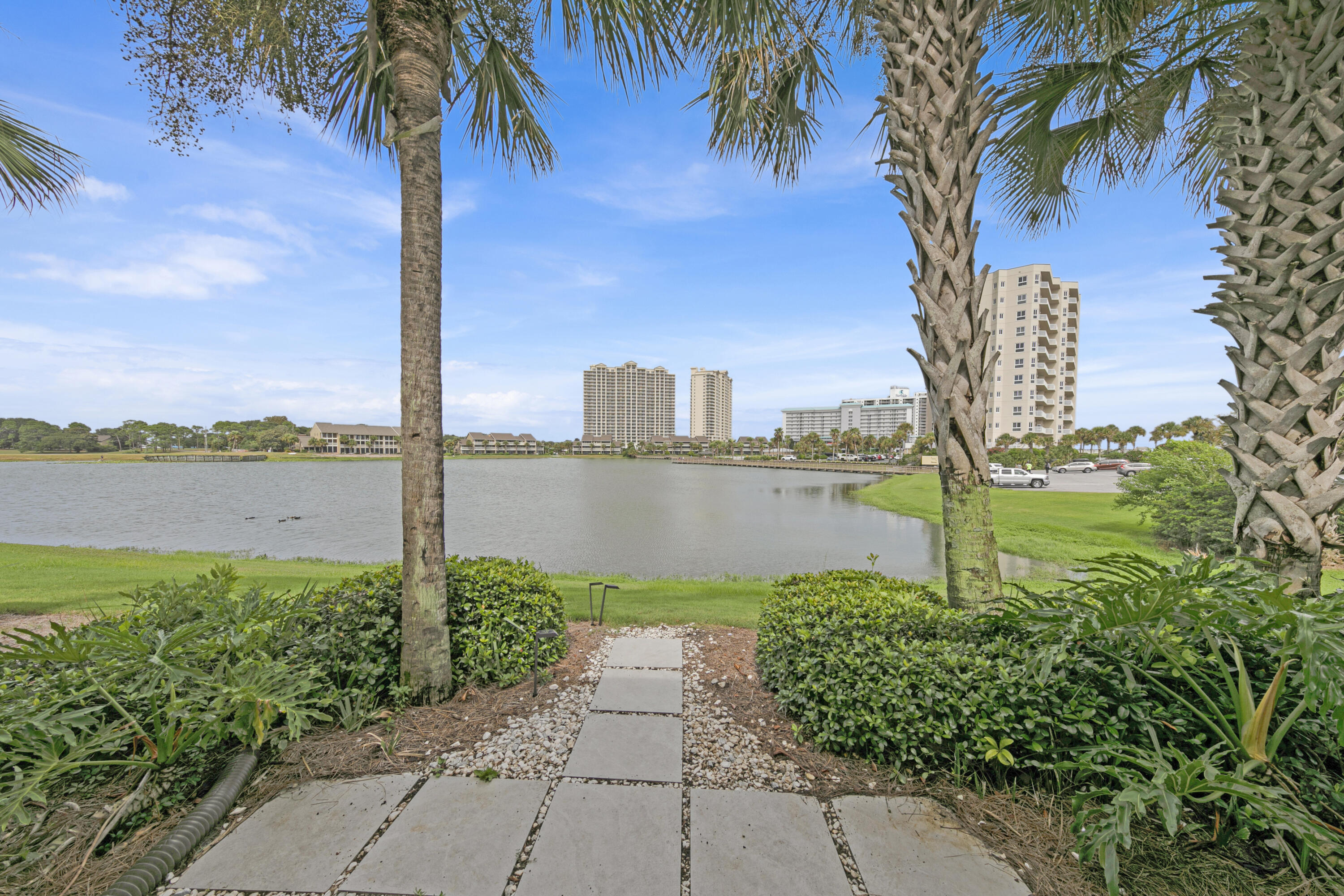 SEASCAPE CONDO PH 6A - Residential