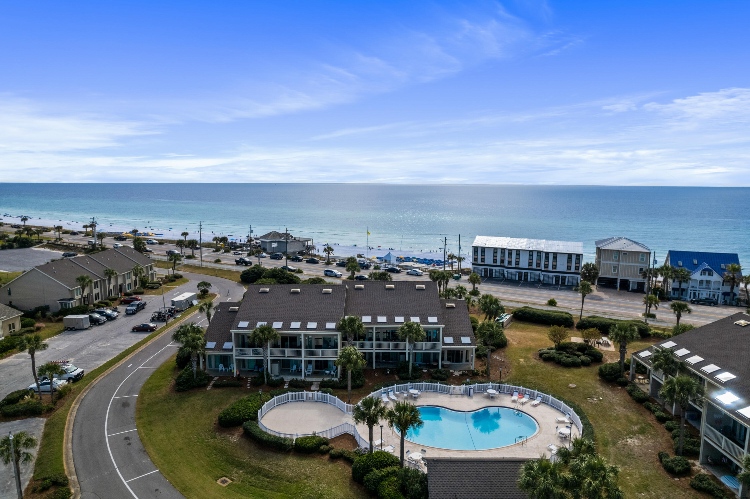 SEASCAPE CONDO PH 6A - Residential