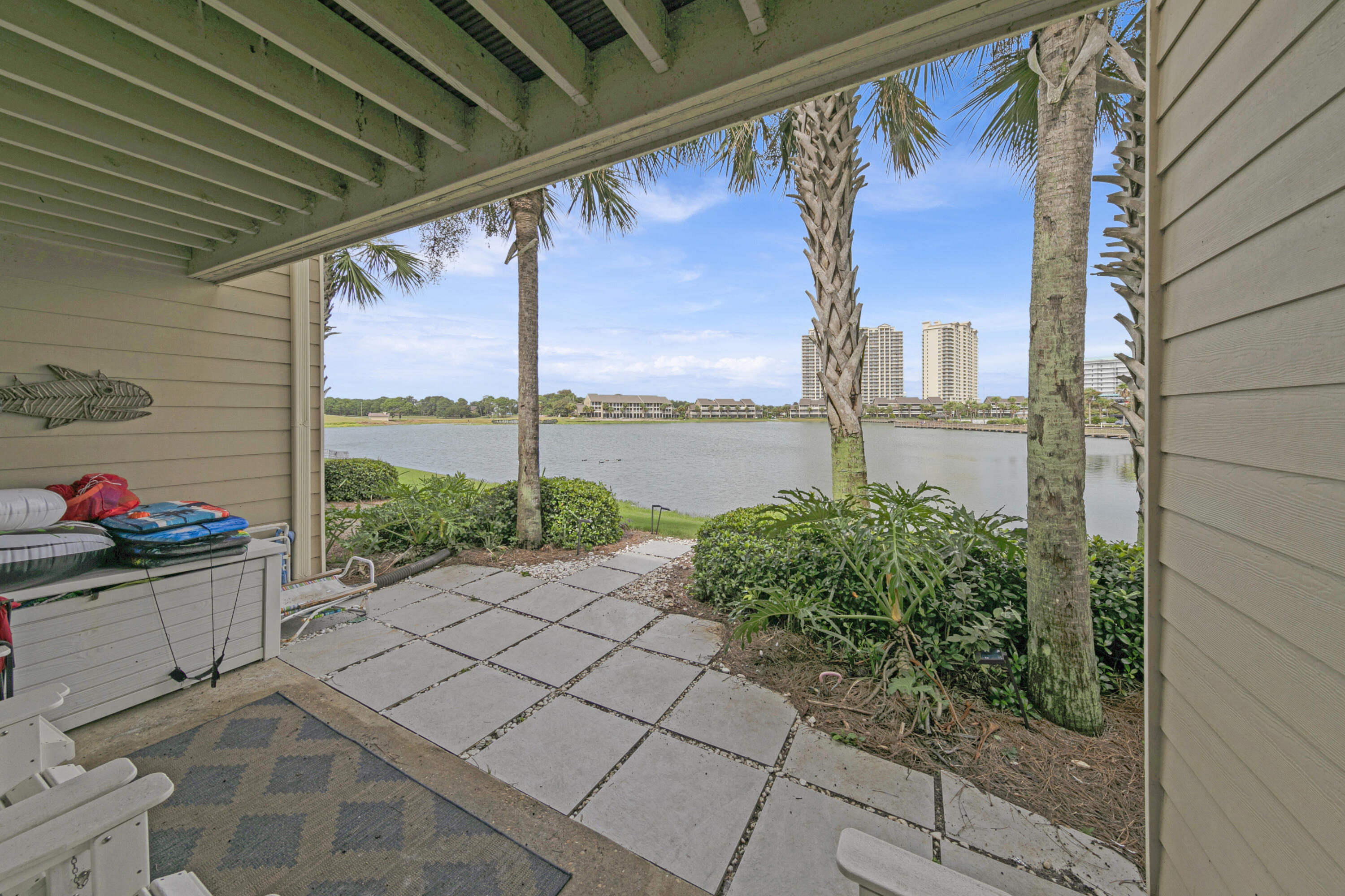 SEASCAPE CONDO PH 6A - Residential