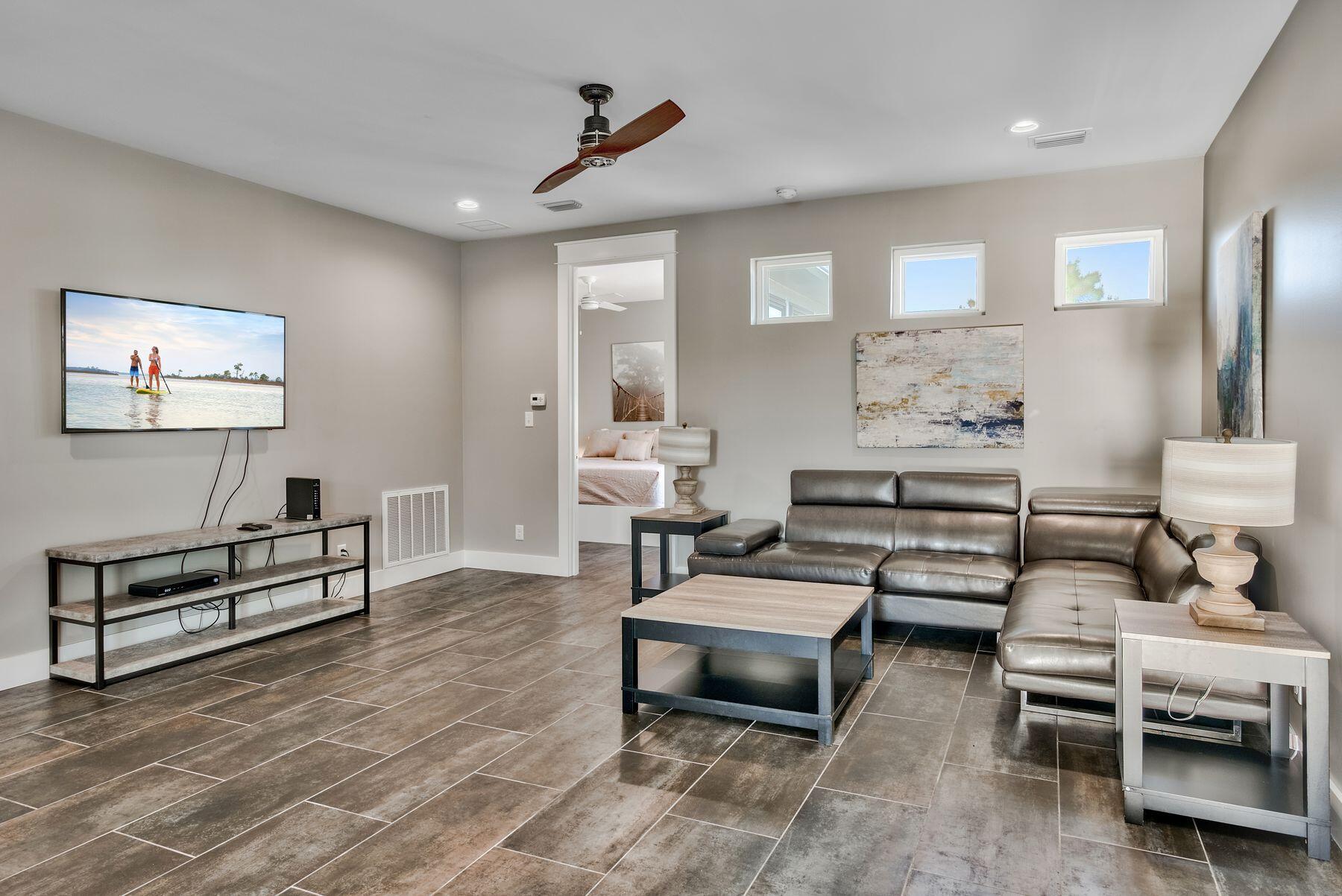 EMERALD WATERS VILLAGE - Residential