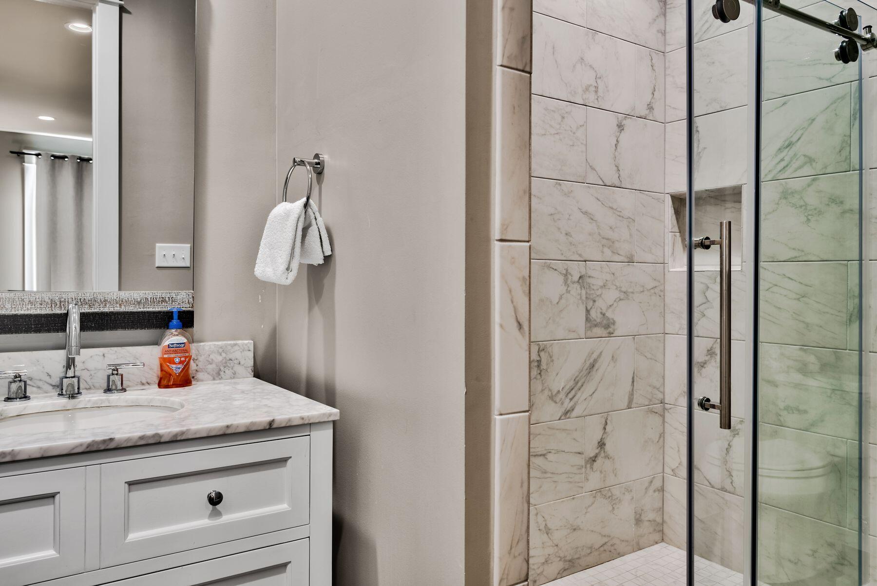 EMERALD WATERS VILLAGE - Residential