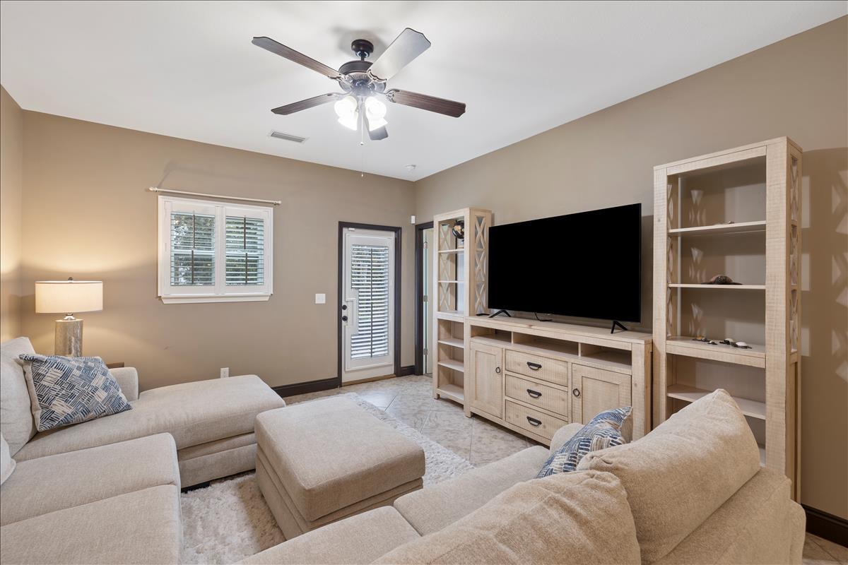 ANNABELLA'S - Residential