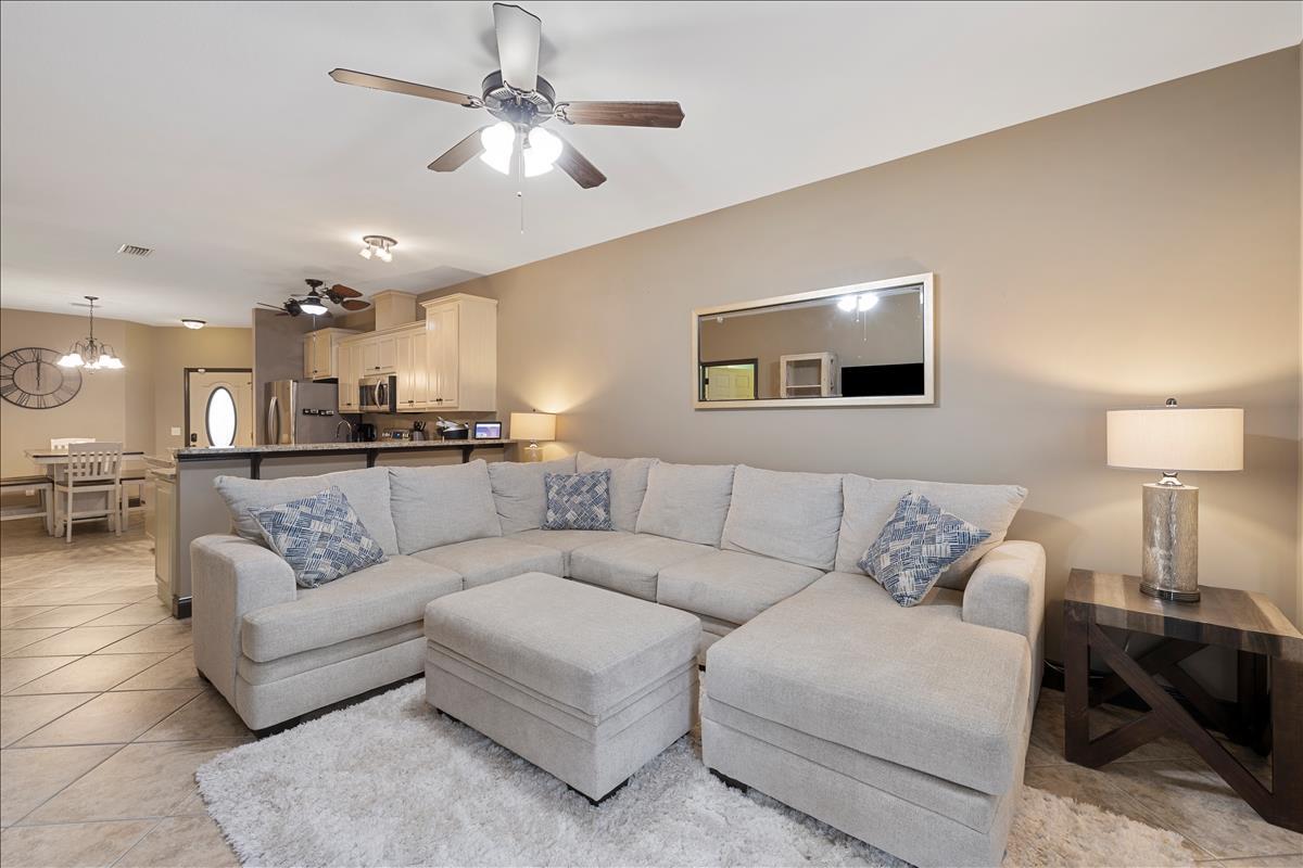 ANNABELLA'S - Residential