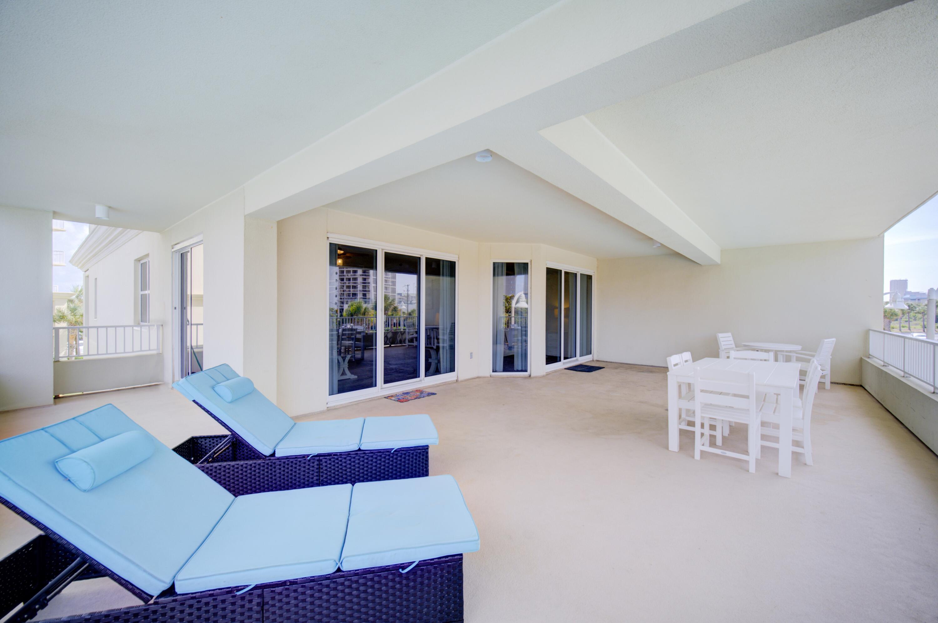 Ariel Dunes 1 - Residential