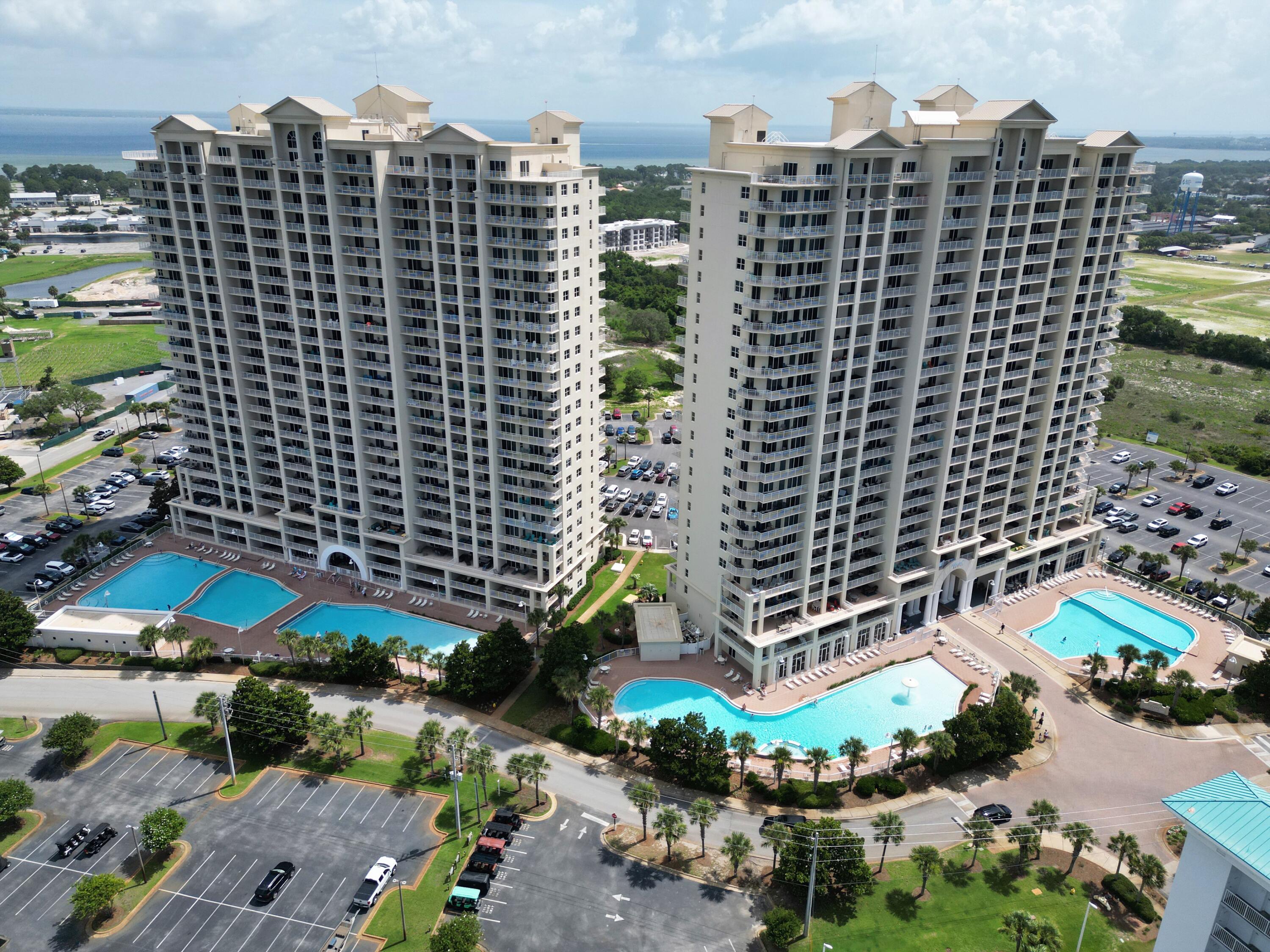 Ariel Dunes 1 - Residential