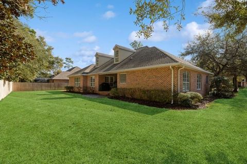 A home in Niceville