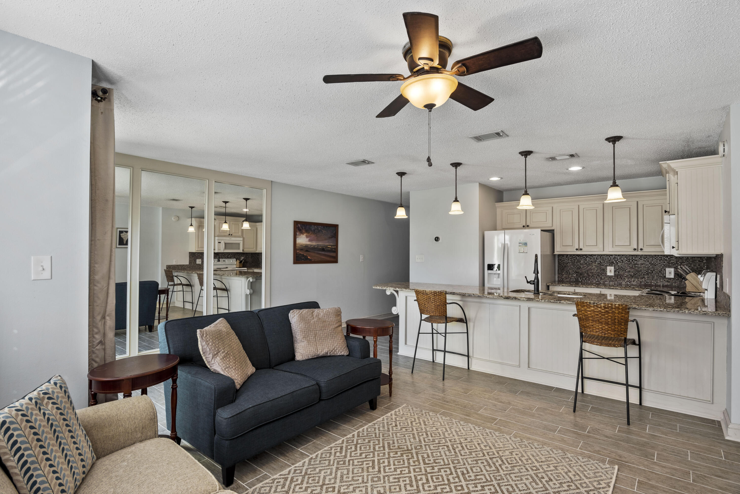 ISLAND HOME CONDO - Residential