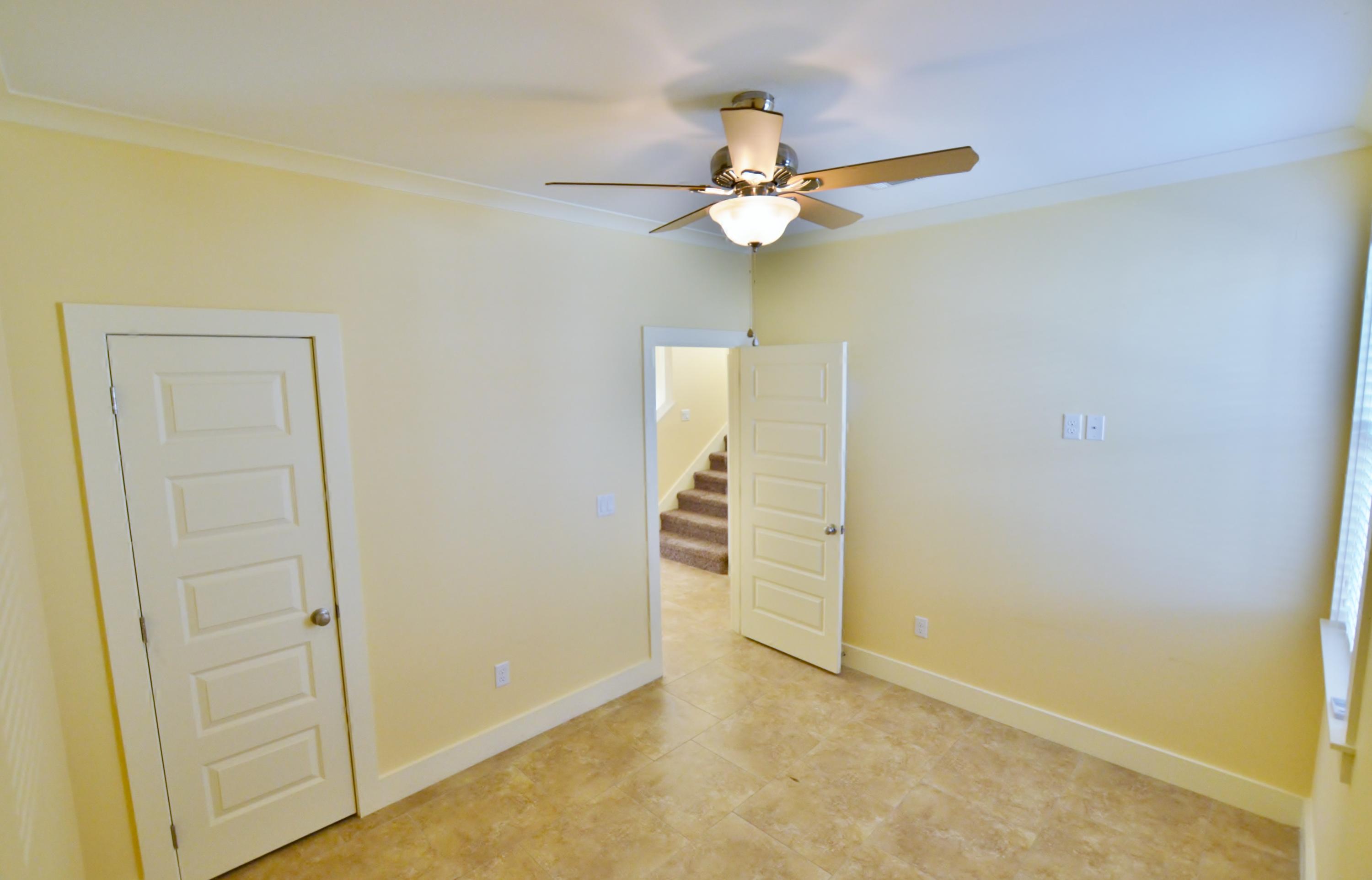 LEISURE BAY - Residential Lease