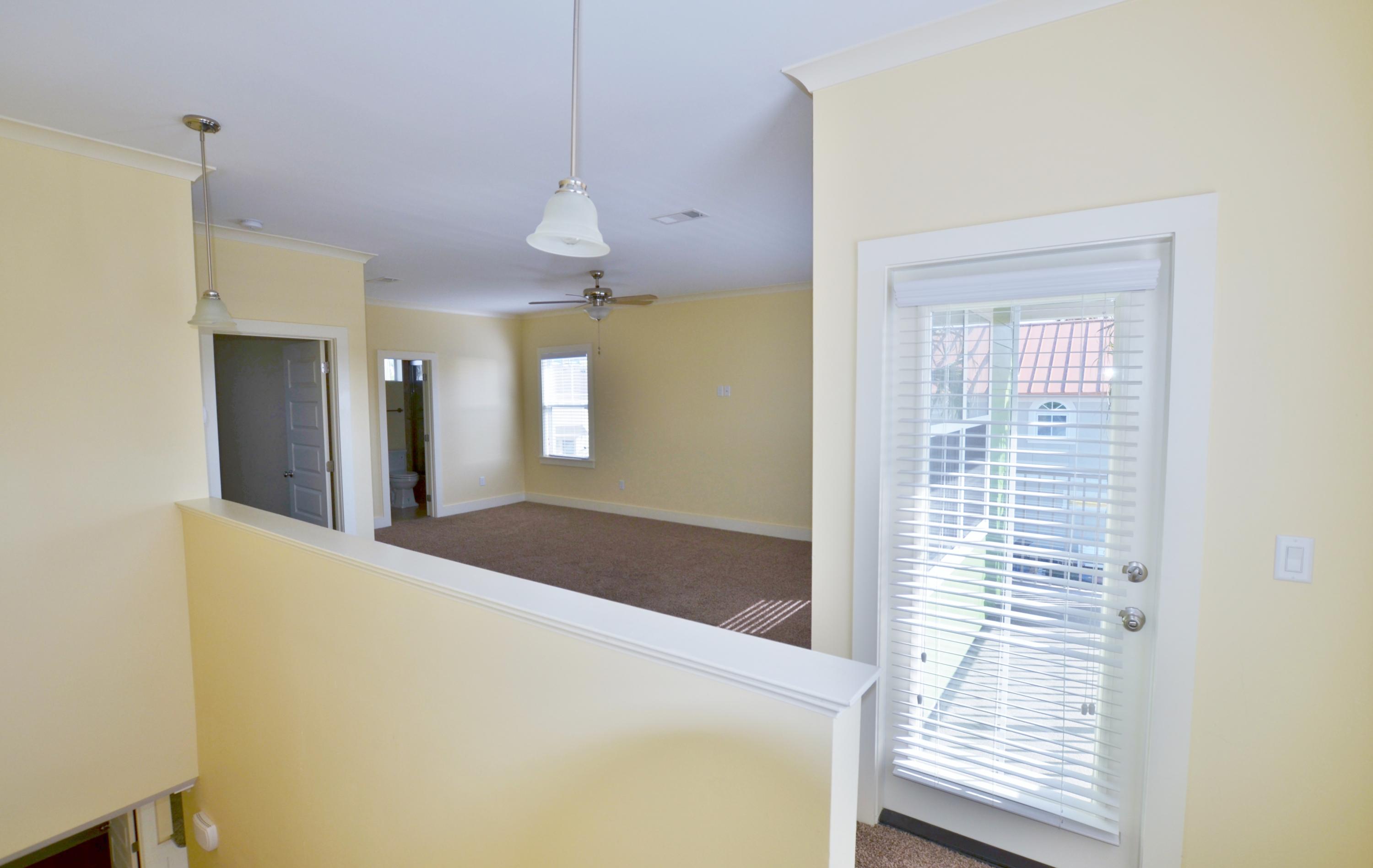 LEISURE BAY - Residential Lease