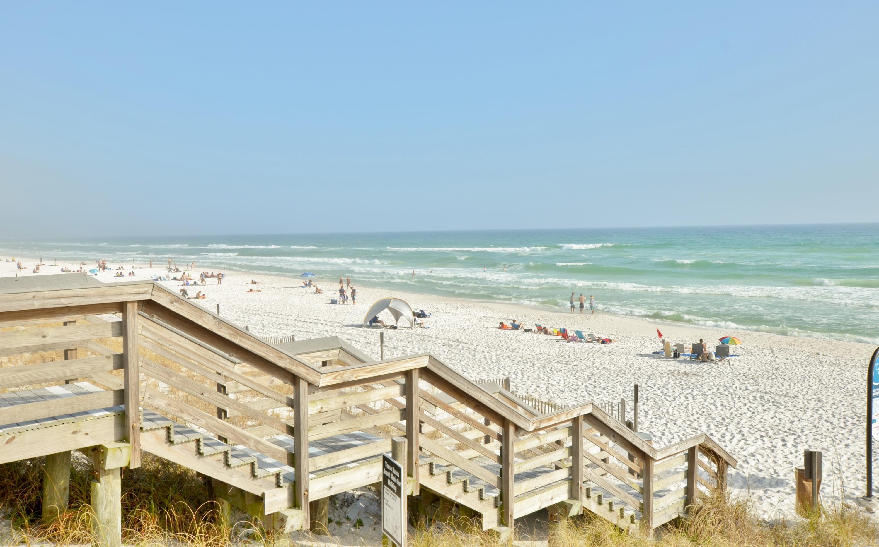 LEISURE BAY - Residential Lease