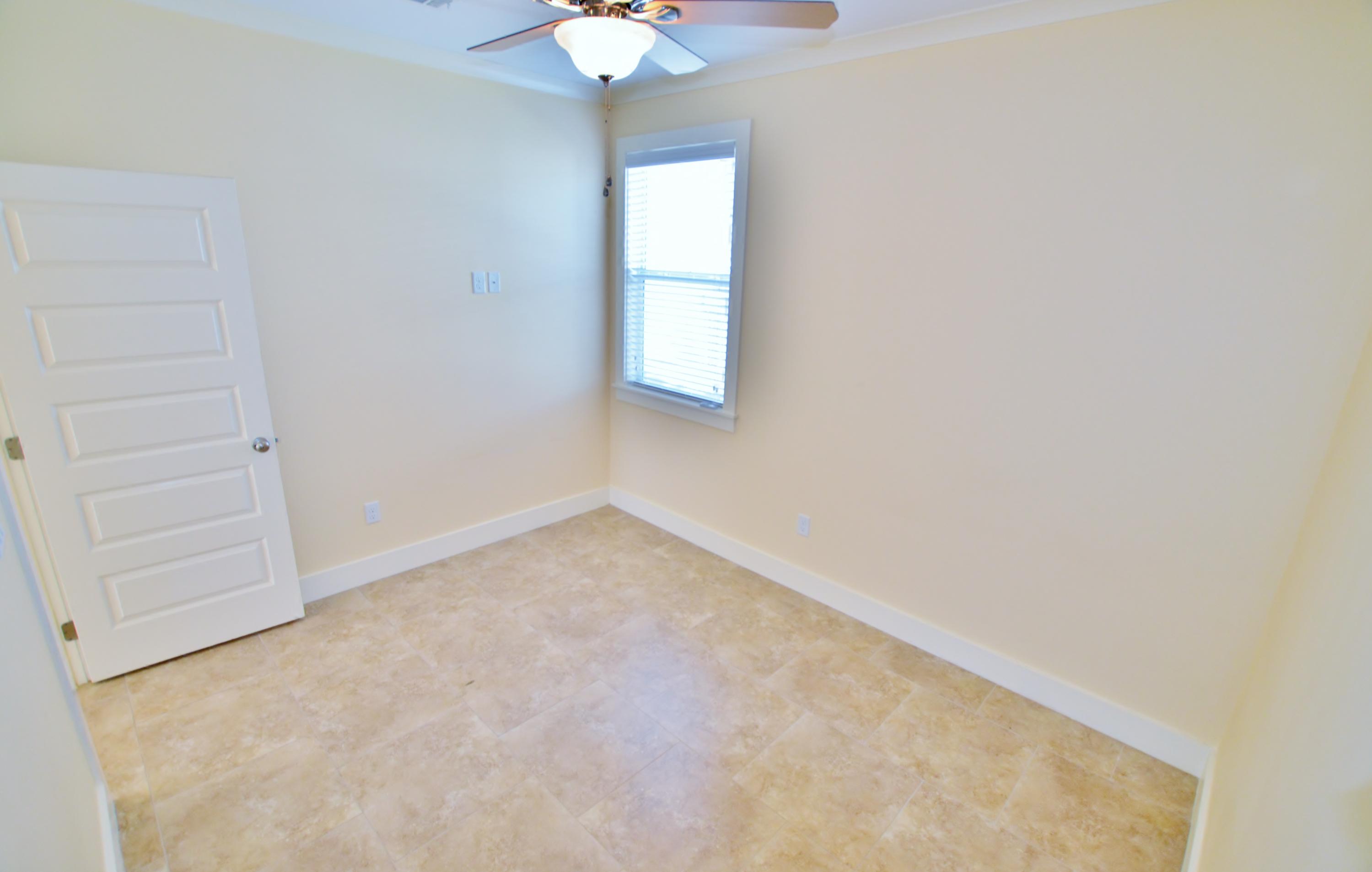 LEISURE BAY - Residential Lease