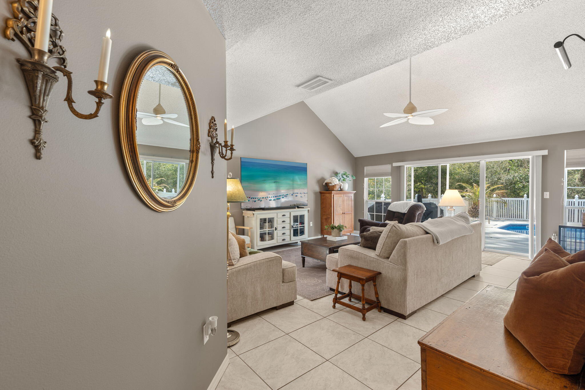 PARKWOOD ESTATES PH 1 BLUEWATER BAY - Residential