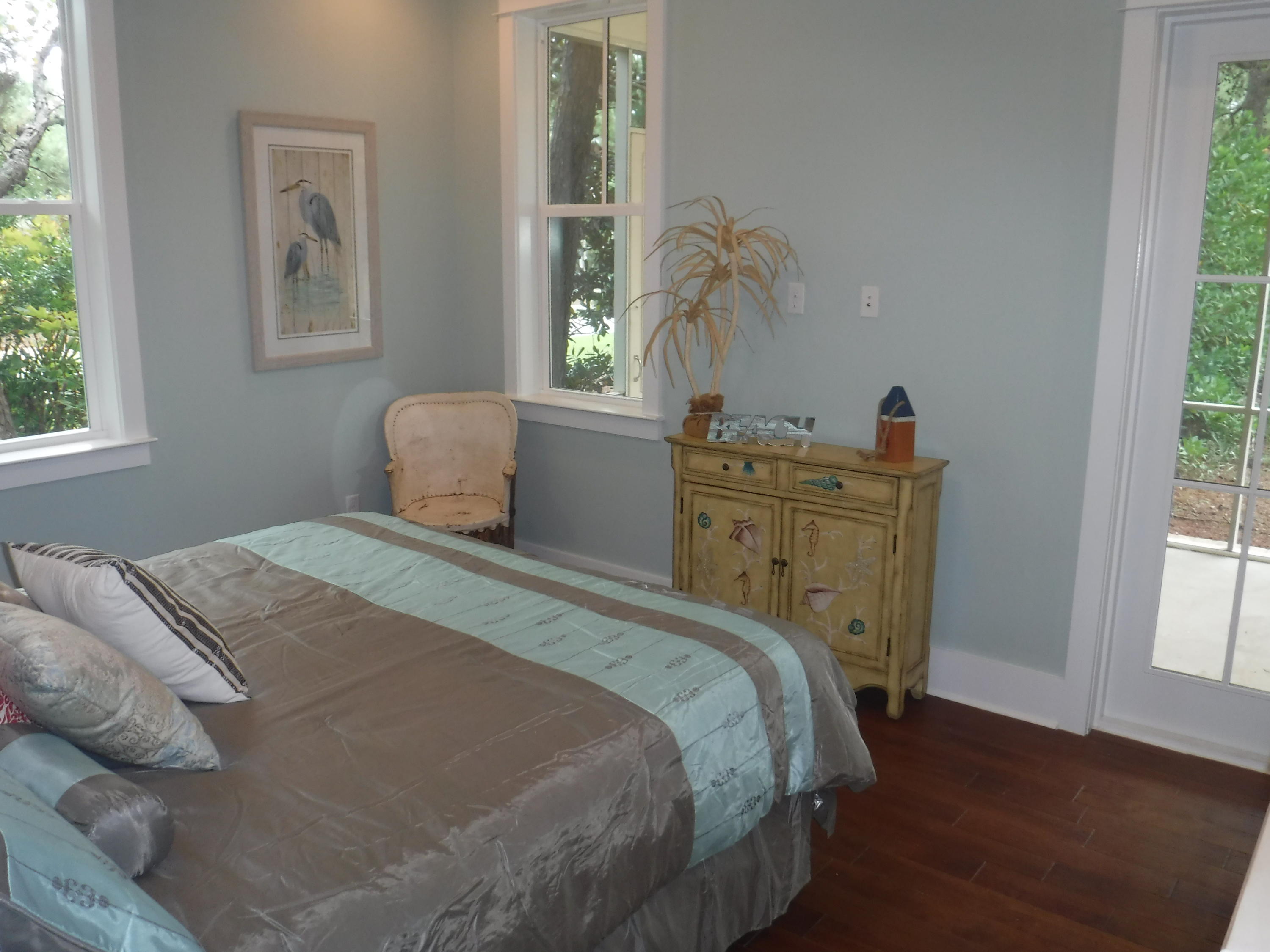 FOREST LAKES - Residential