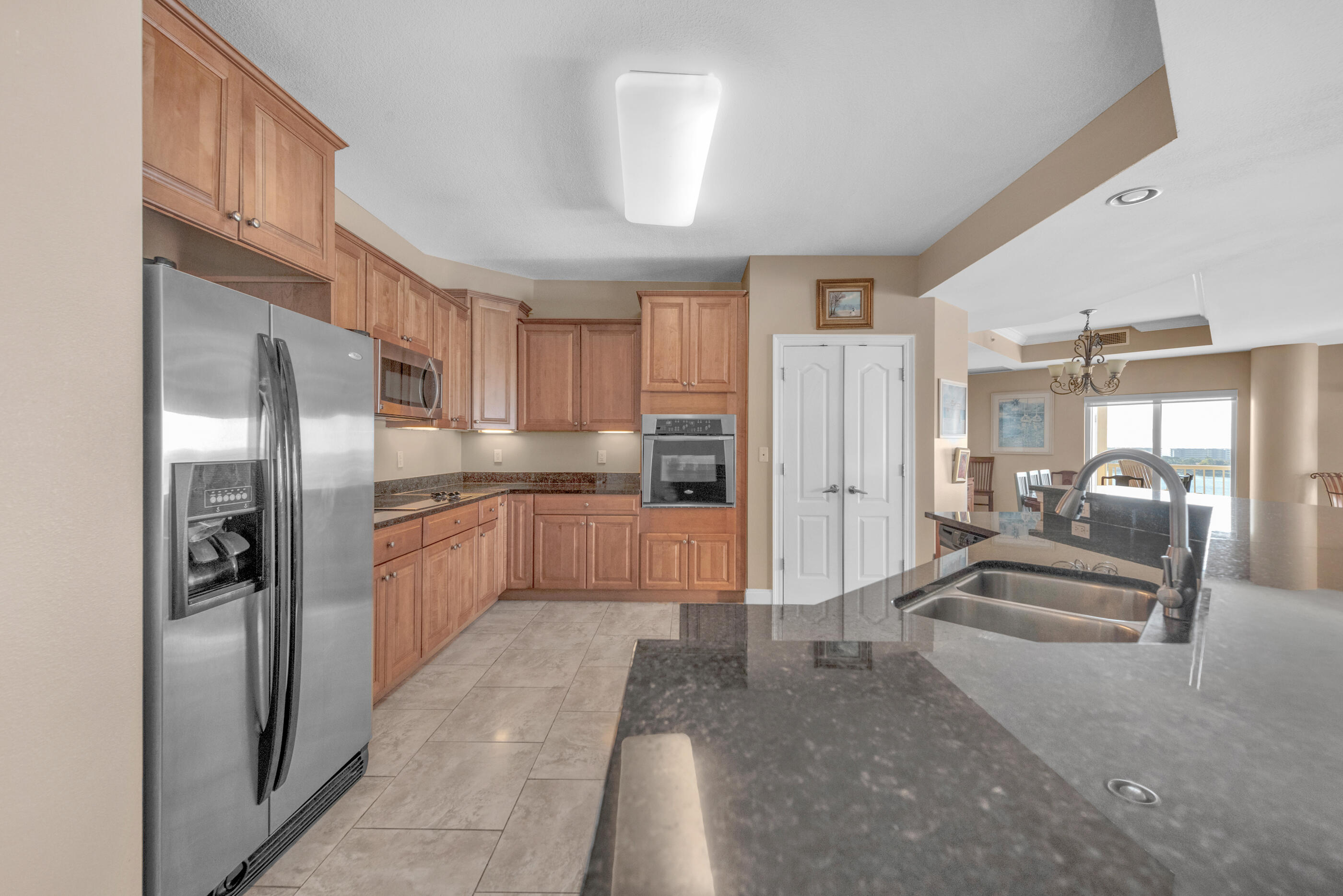 PRESIDIO YACHT CLUB - Residential