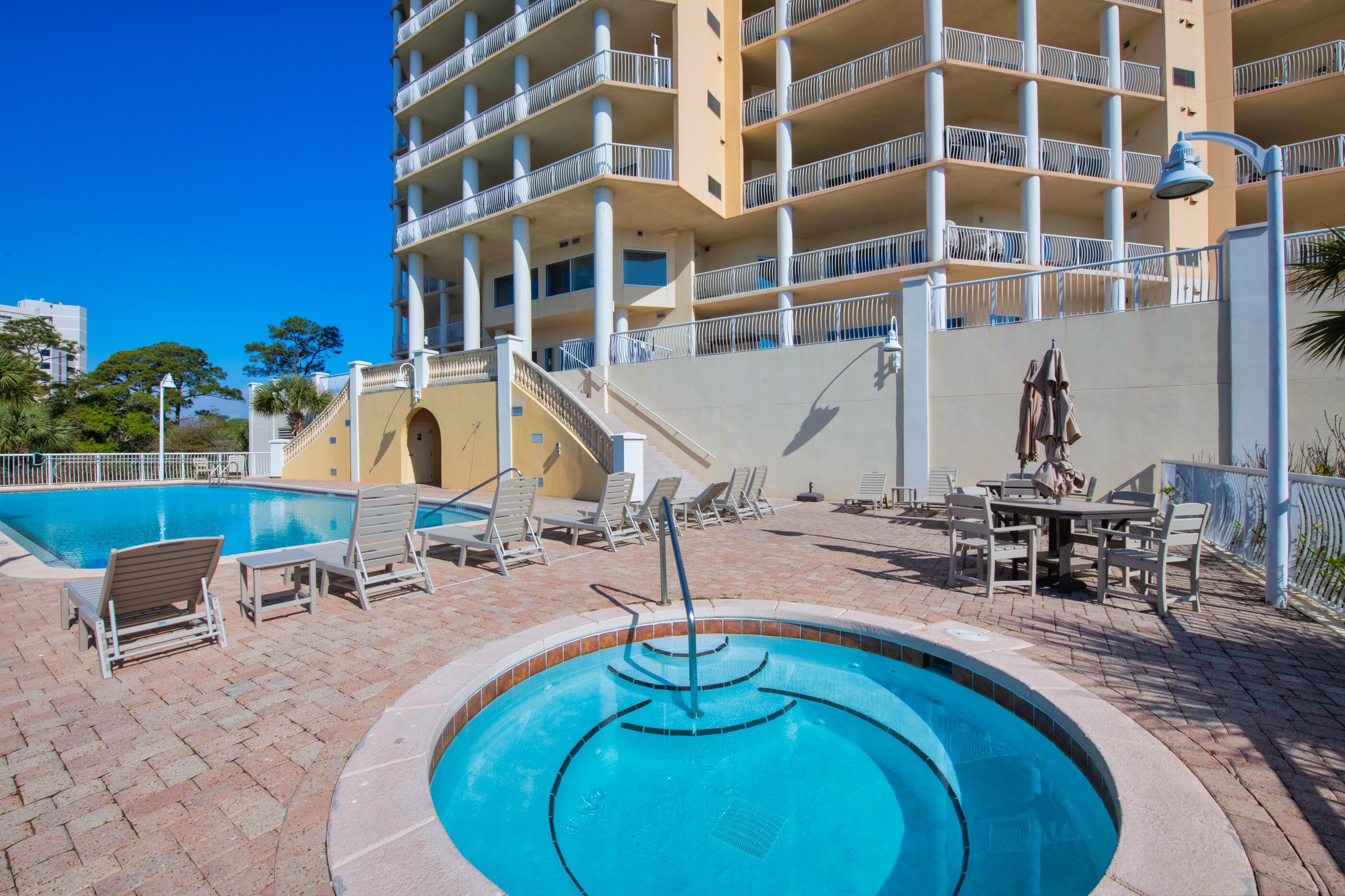 PRESIDIO YACHT CLUB - Residential