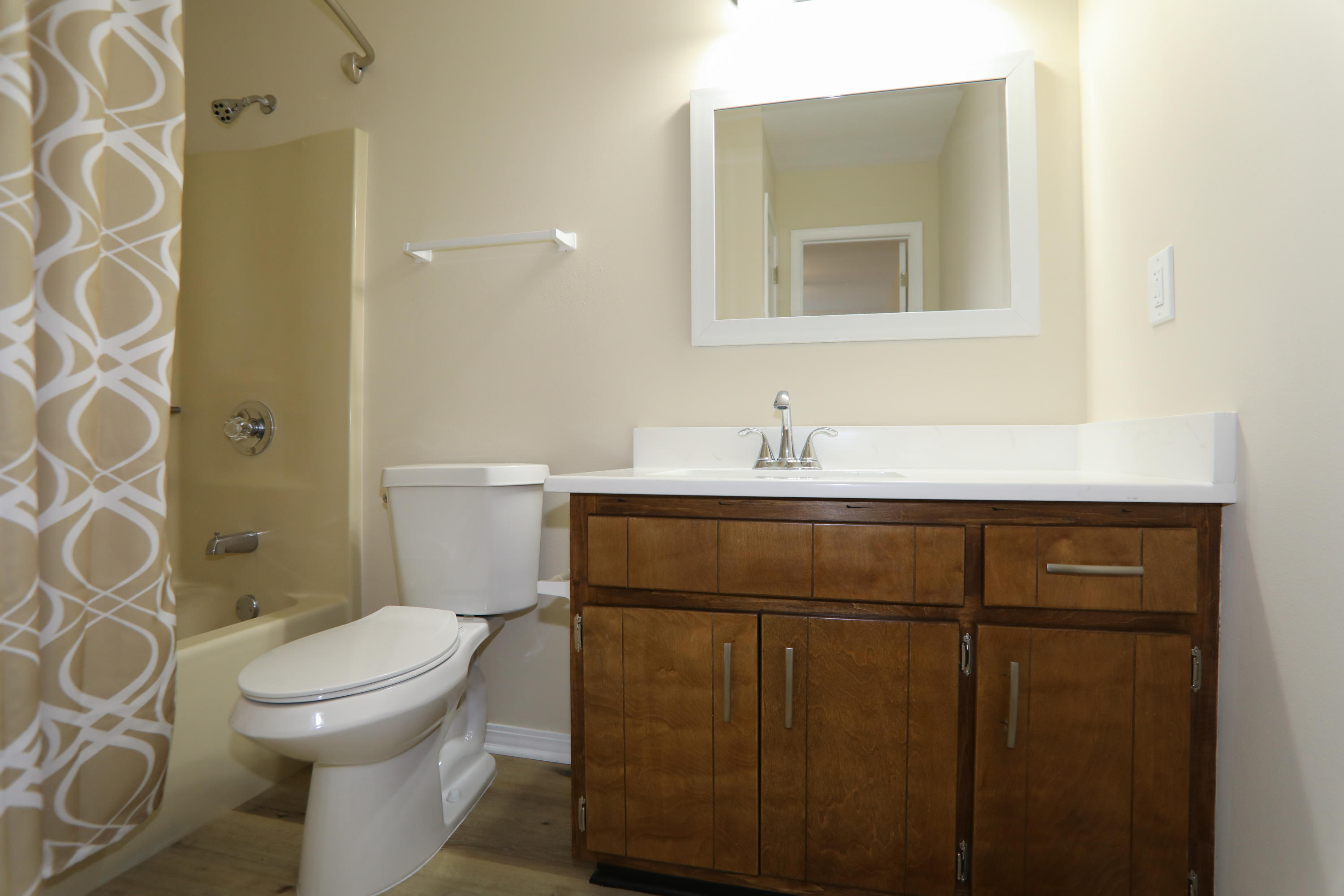 SUMMER TREE - Residential