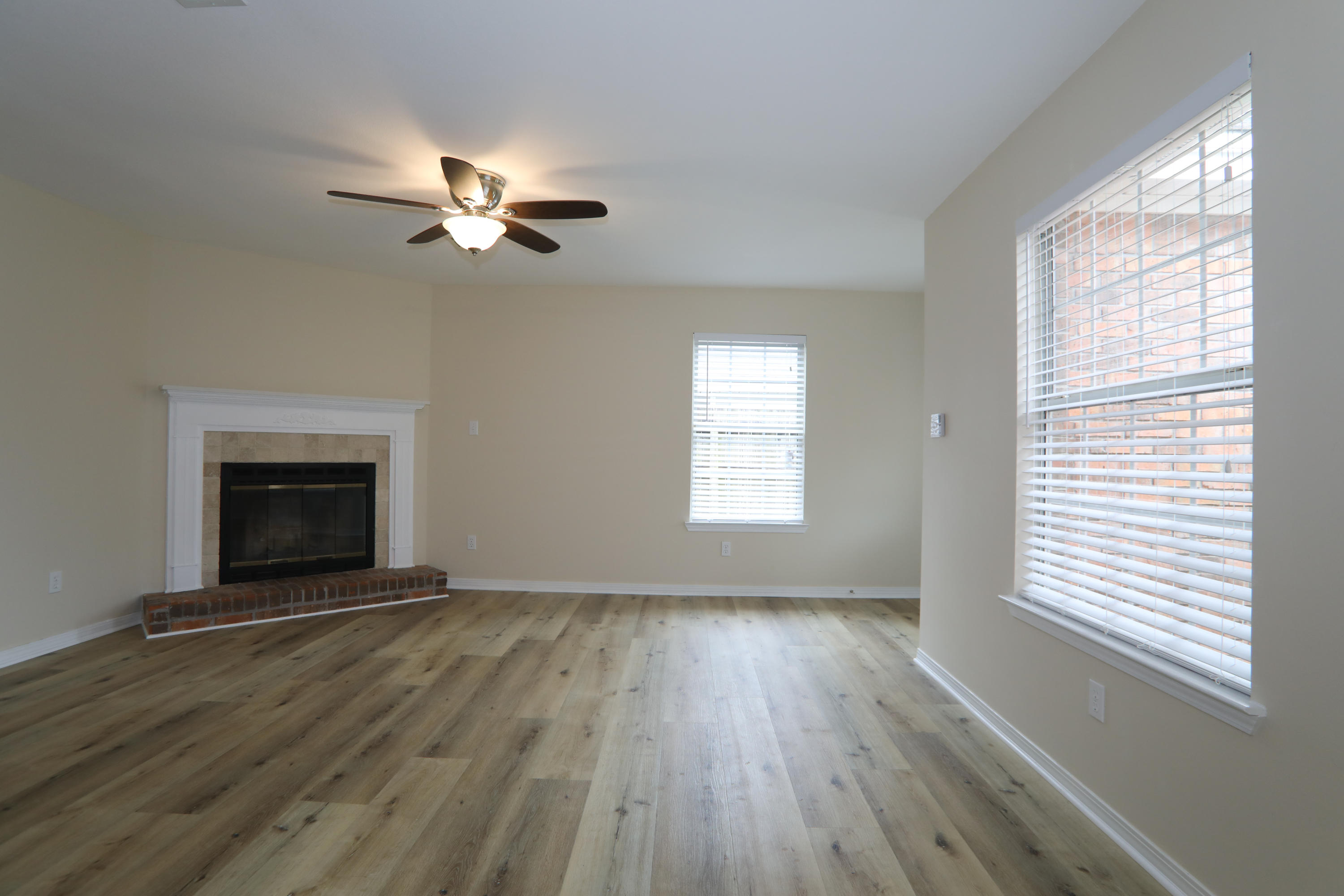 SUMMER TREE - Residential