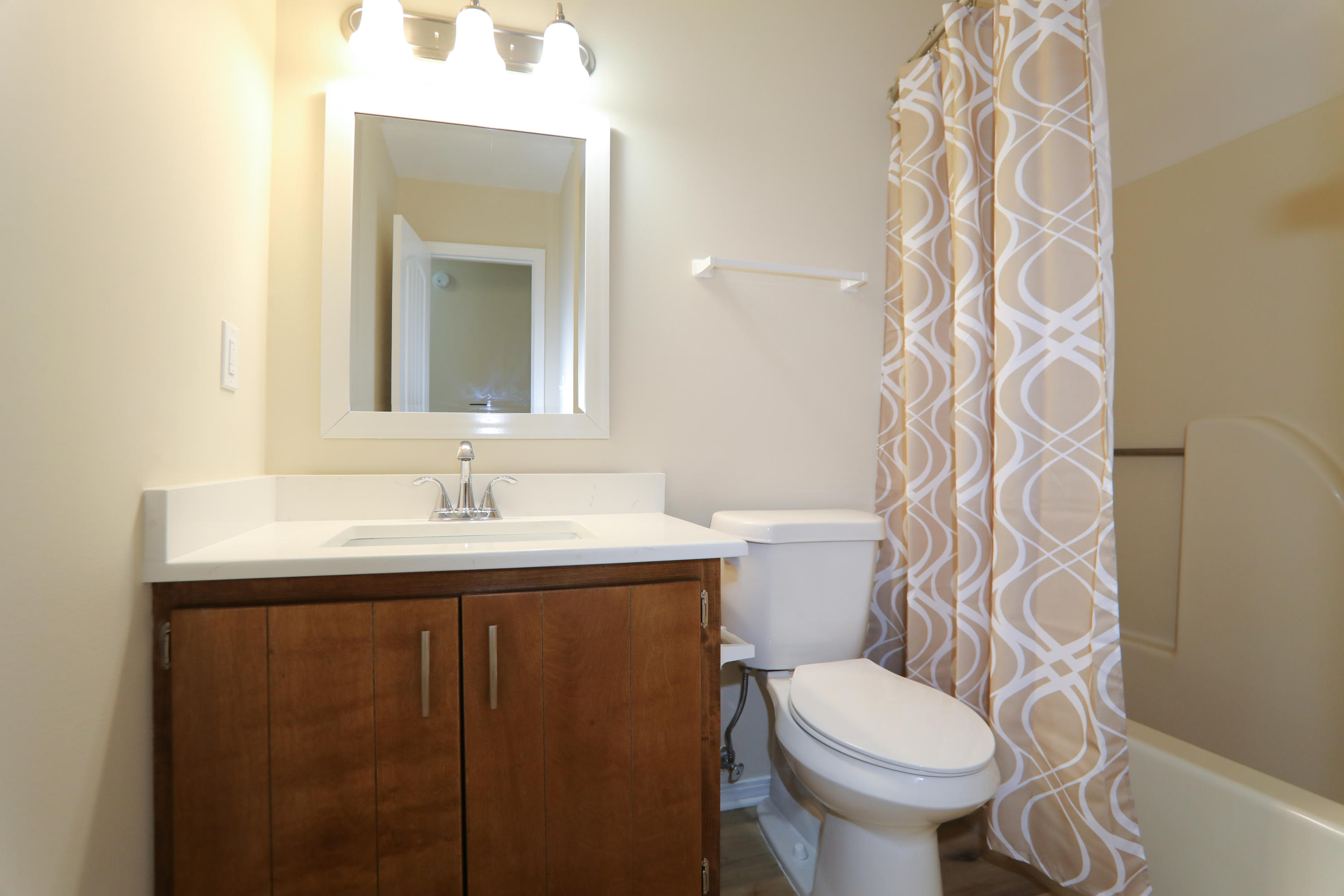 SUMMER TREE - Residential