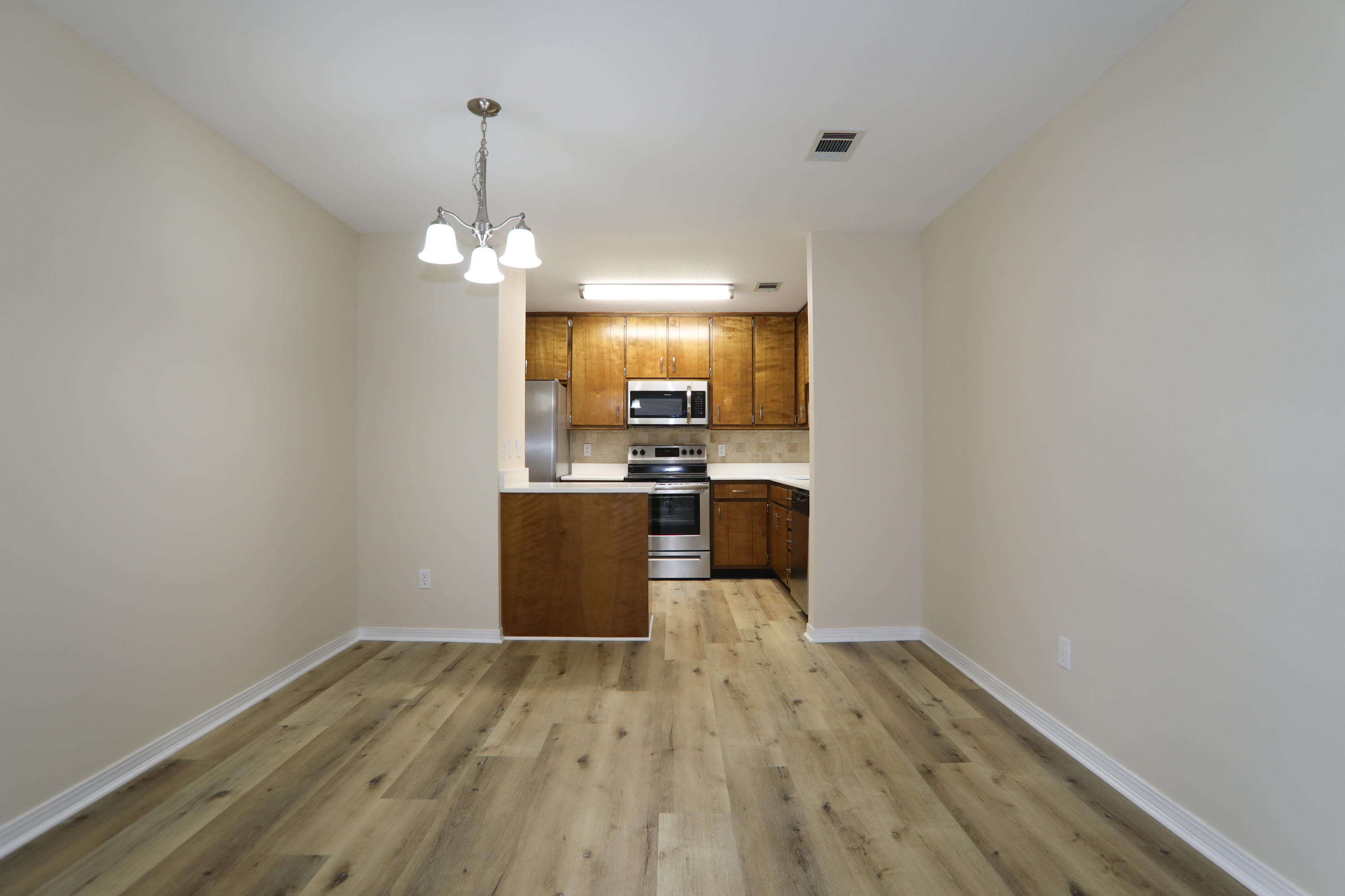 SUMMER TREE - Residential