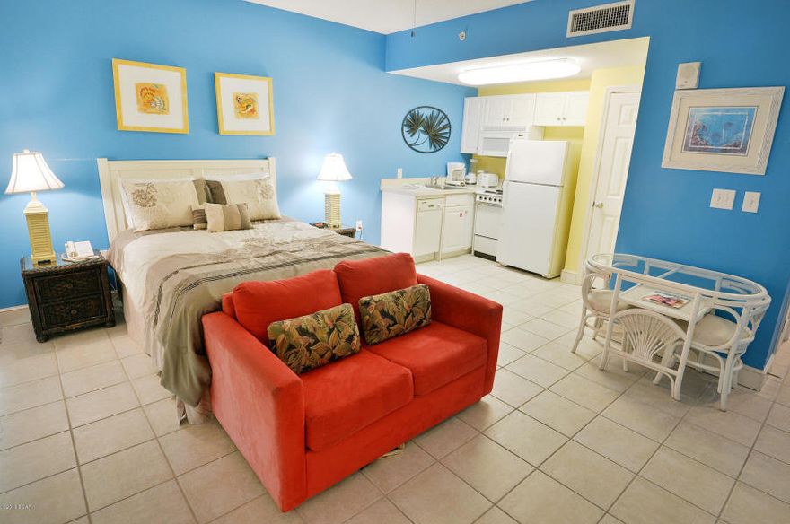 Don't miss this GREAT OPPORTUNITY to get into Majestic Beach Resort at a GREAT PRICE!! Gulf front studio! What a terrific little property. Perfect for 1st time investors. Tiled floor throughout! This fully furnished, turn-key property is rental ready, or your own enjoyment. Postcard perfect views of the shimmering Gulf of Mexico. This beach condo is decorated in a fun beachy theme that beckons you to just relax and put your feet up! A great little weekend getaway or a wonderful investment opportunity. Call today for a showing! EXCELLENT RENTAL INCOME POTENTIAL