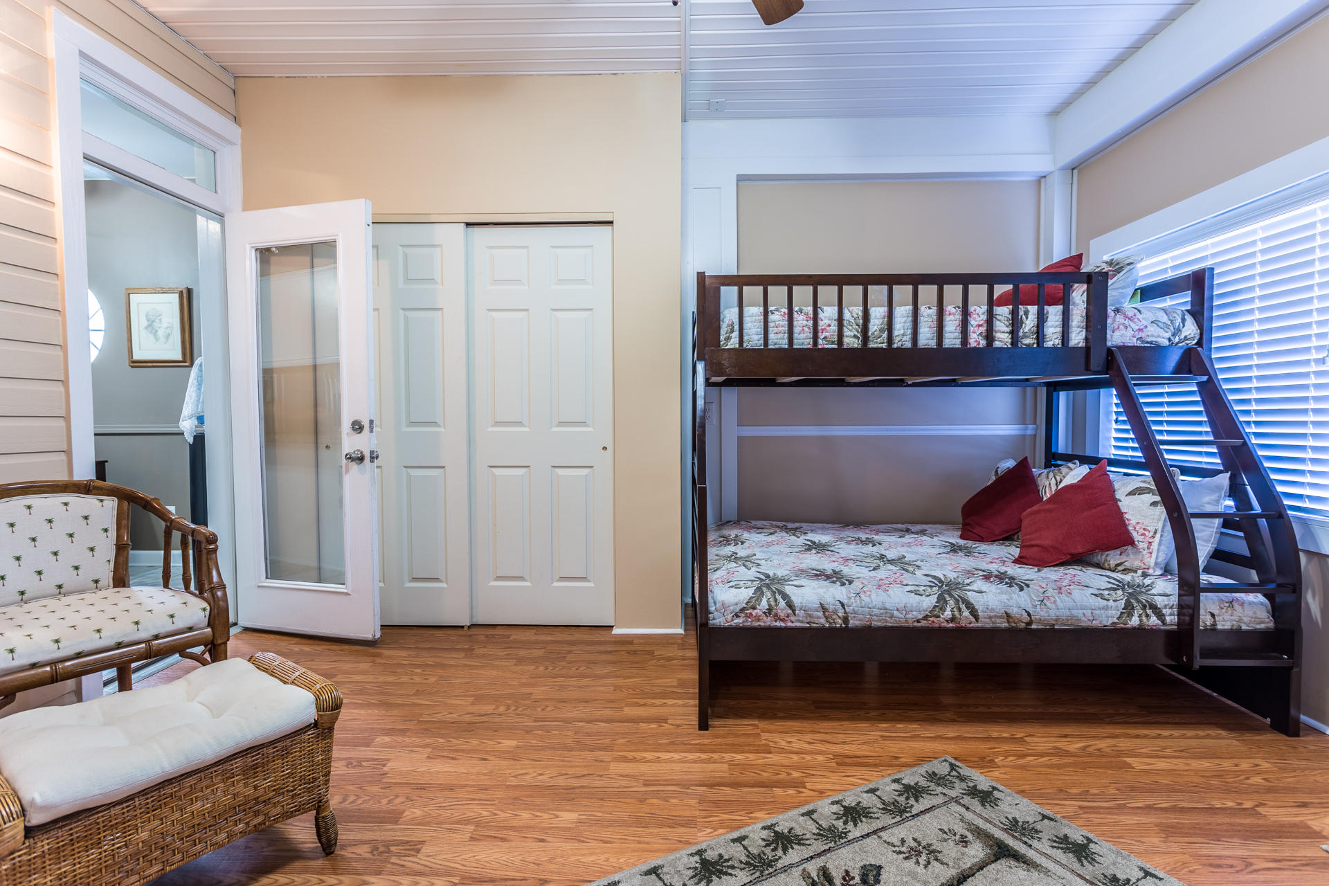 SHIPWATCH - Residential