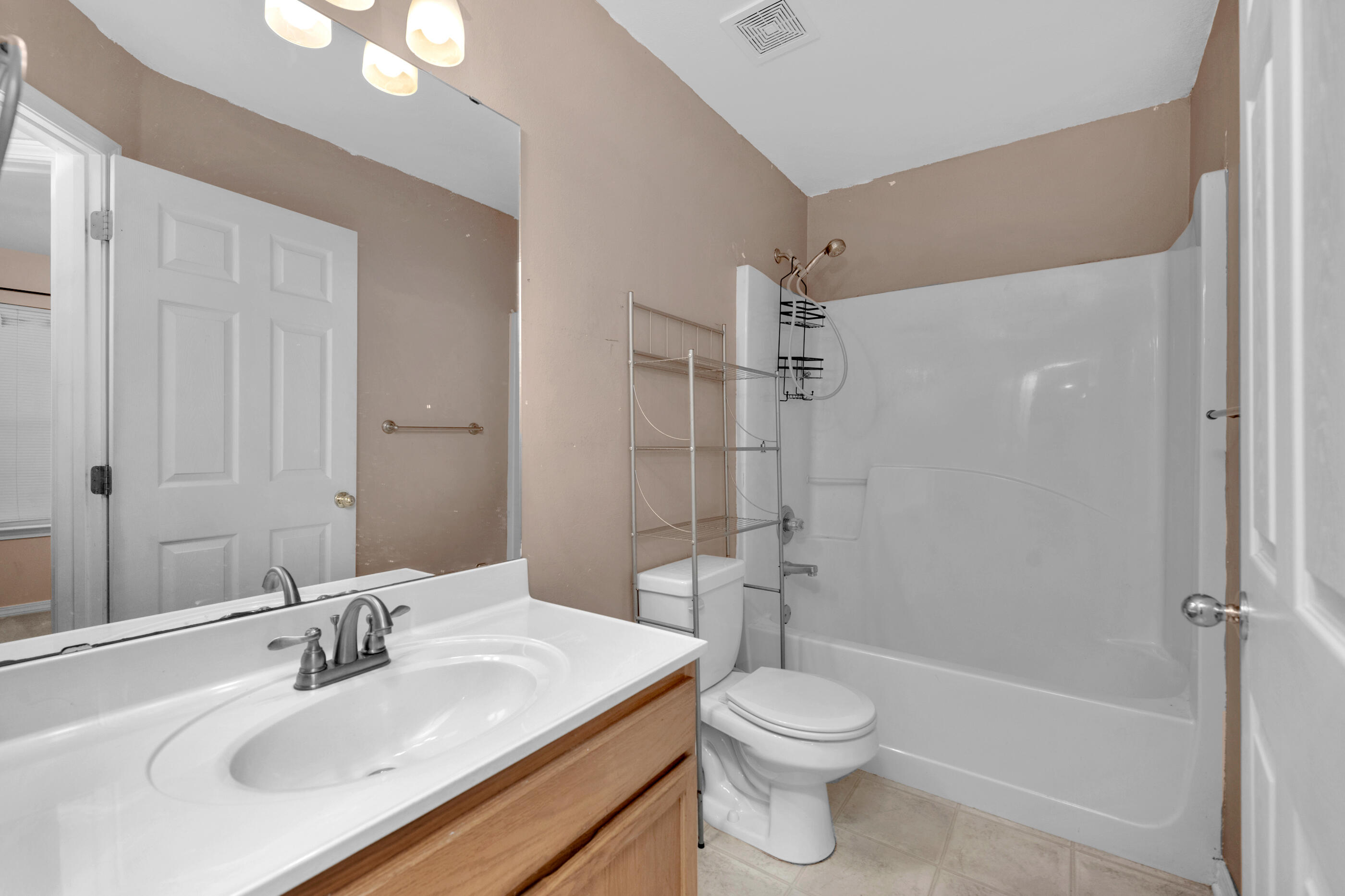 MORRIS ADDN TO CRESTVIEW - Residential