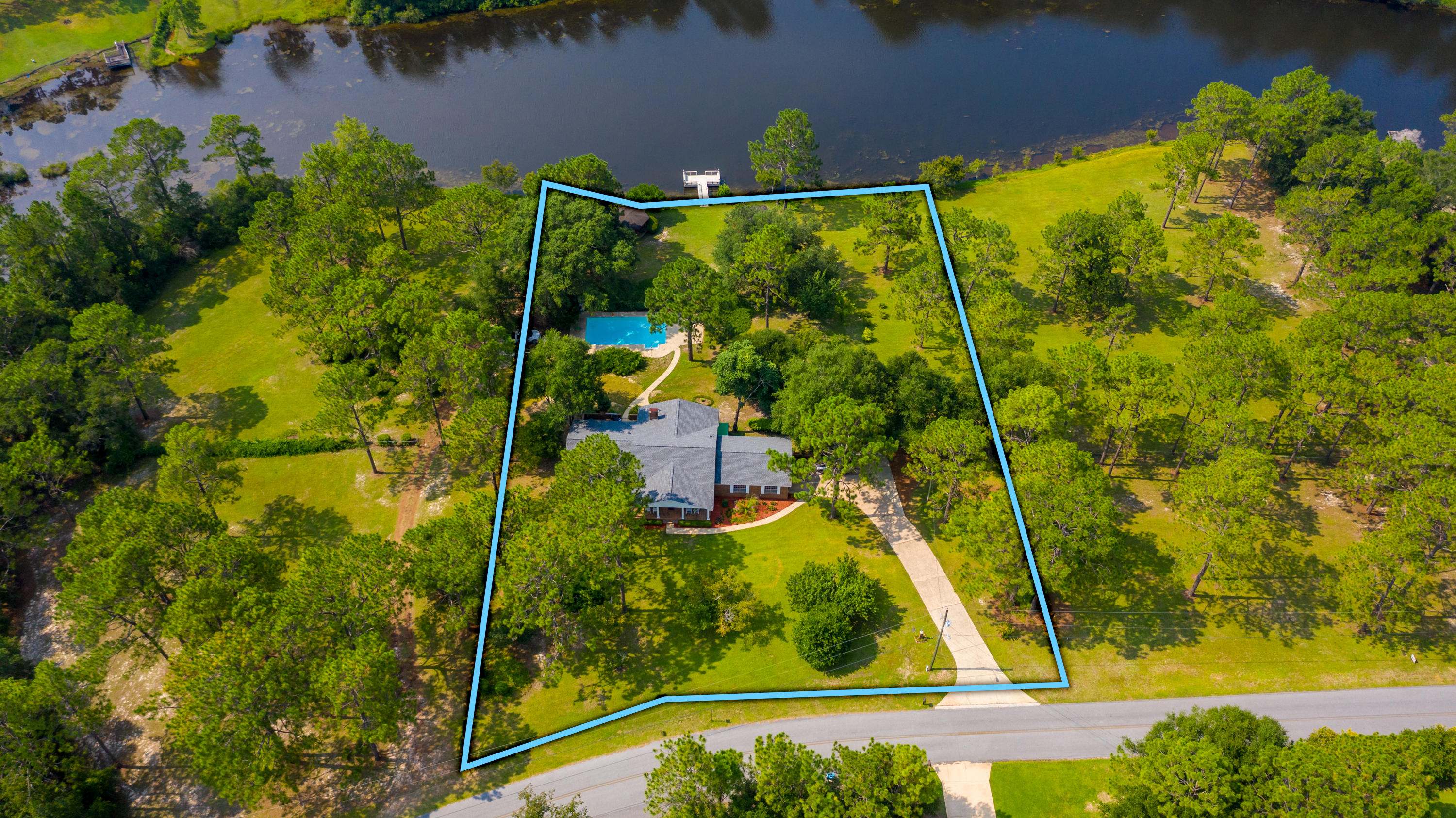 CRESTVIEW SUBURB - Residential