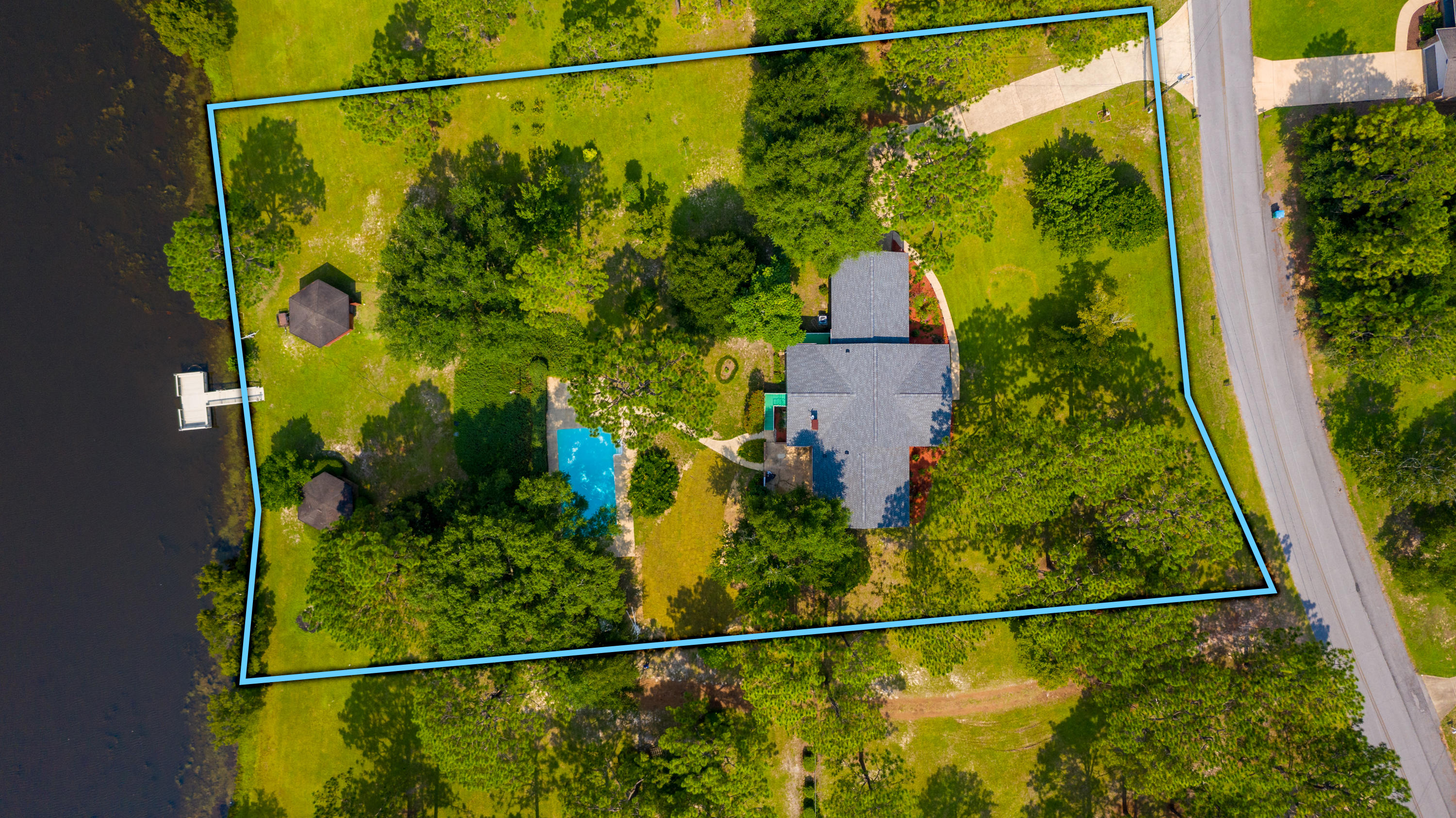 CRESTVIEW SUBURB - Residential