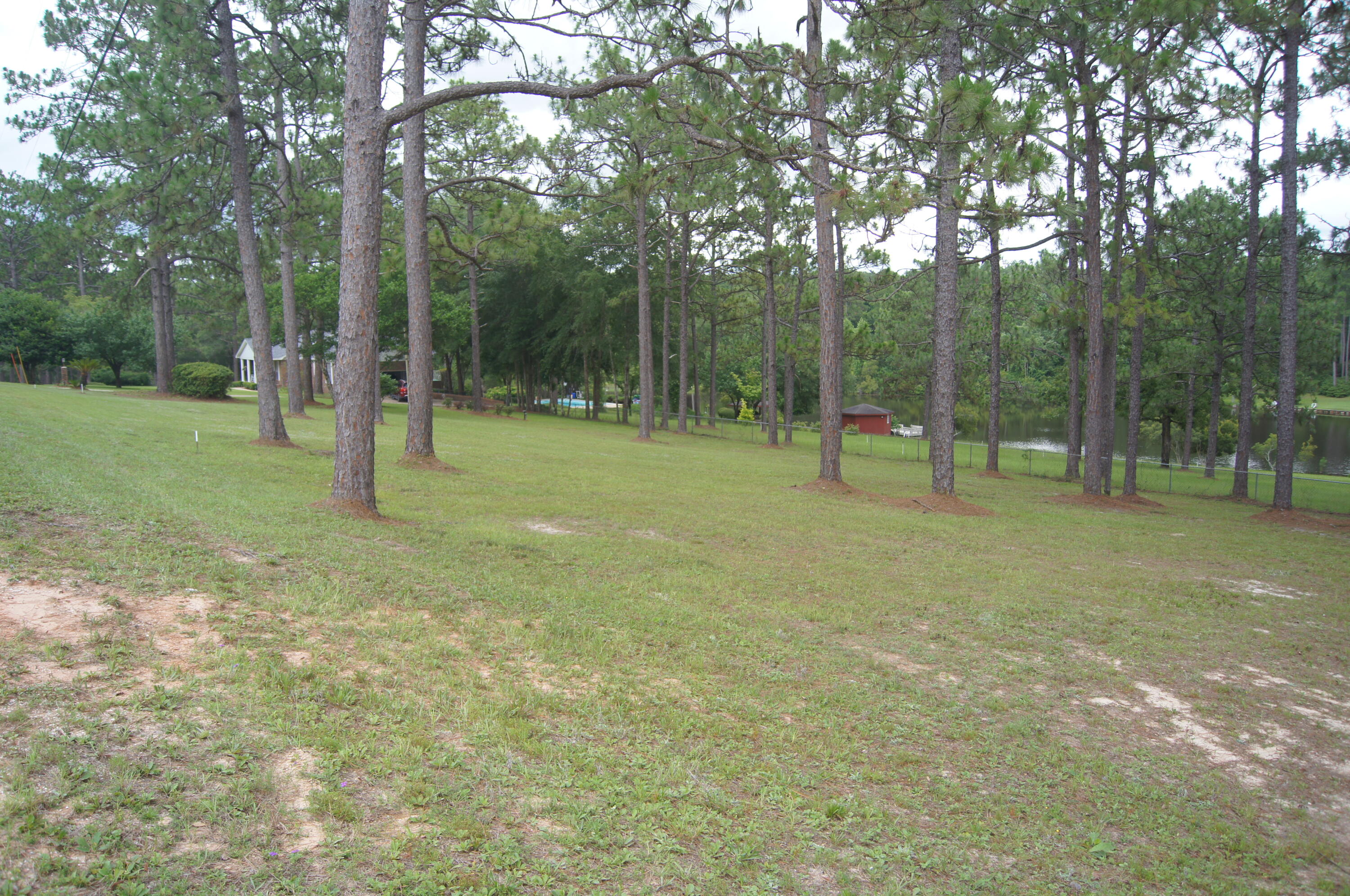 CRESTVIEW SUBURB - Residential