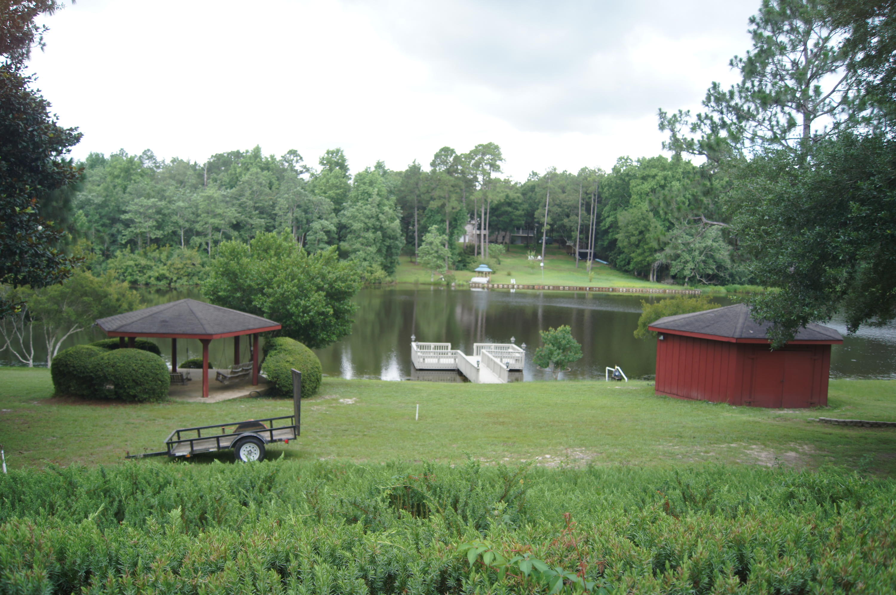 CRESTVIEW SUBURB - Residential