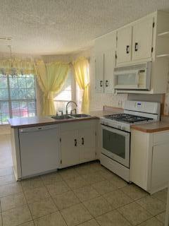 CRESTVIEW SUBURB - Residential