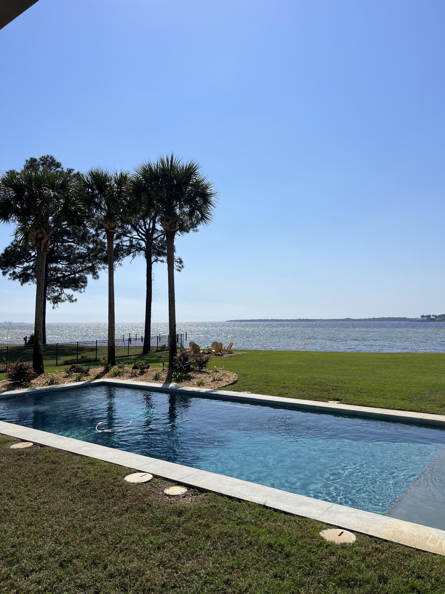 LIDO VILLAGE - Residential
